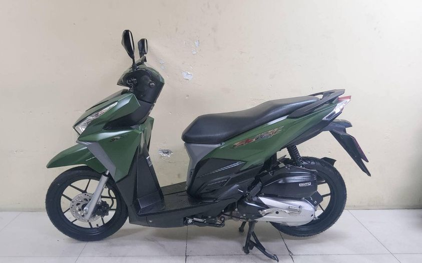 Honda Click125i LED idlingstop combibrake ตัวท็อป ล้อแม็ค ปี2018 สภาพเกรดA 4225 กม. เอกสารครบพร้อมโอ