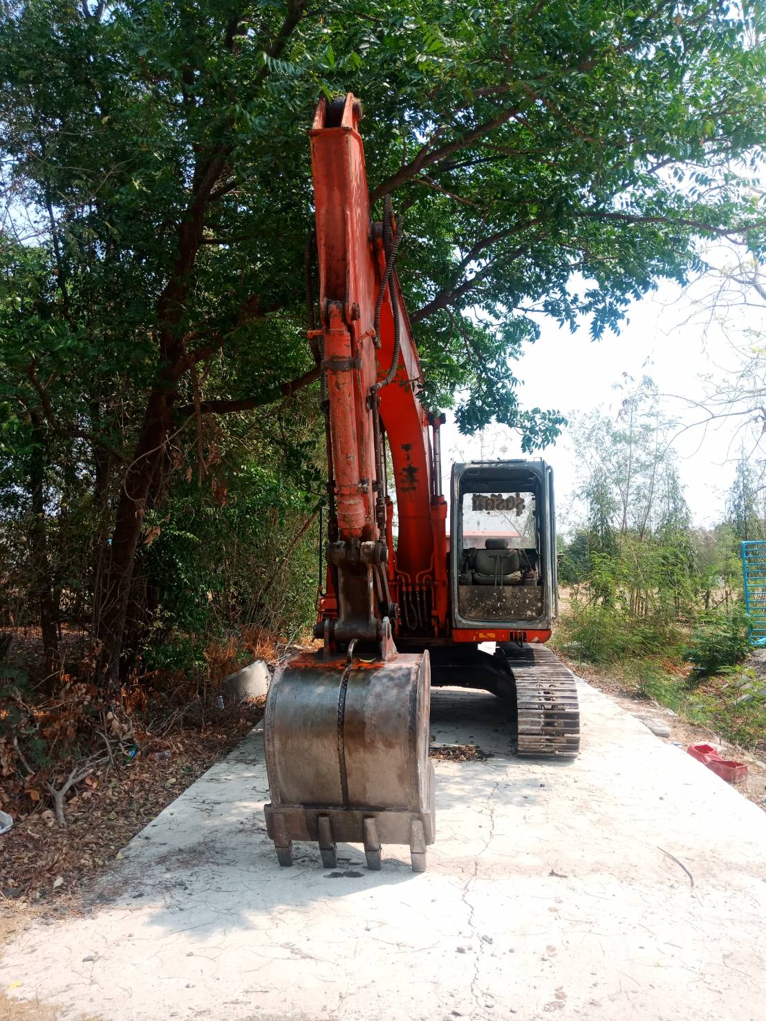 แม็คโค  HITACHI  PC120