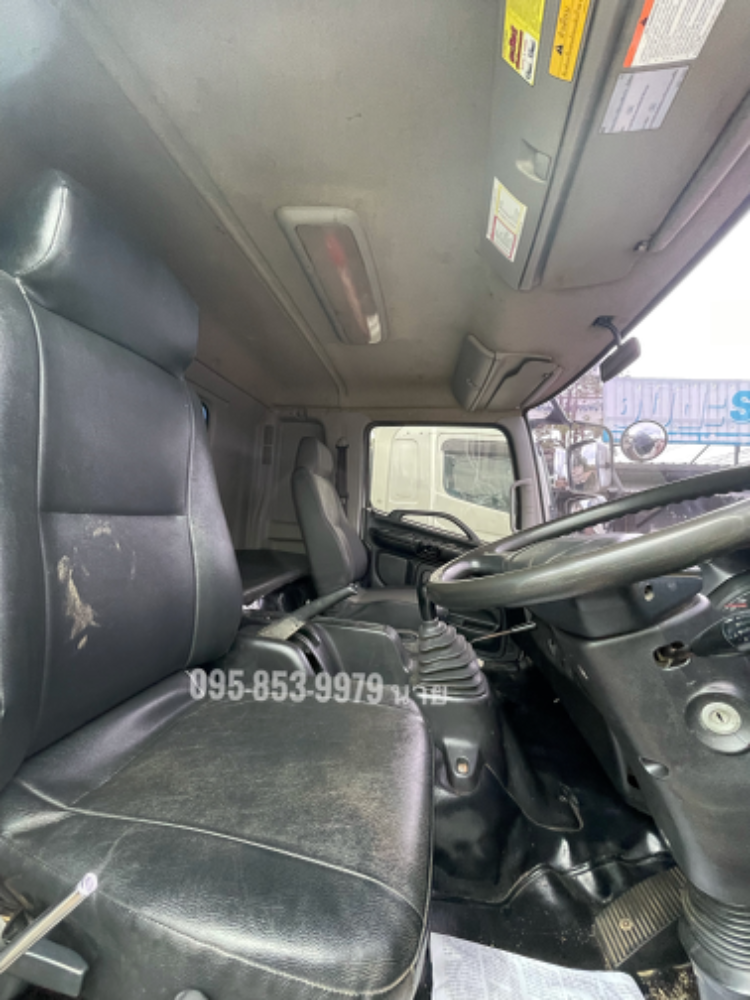 10 ล้อดั้มพ์ HINO-MEGA สองเพลา ปี 2557 โทร : 095-853-9979 นายค่ะ 10 ล้อดั้มพ์ HINO-MEGA สองเพลา ปี 2557 โทร : 095-853-9979 นายค่ะ