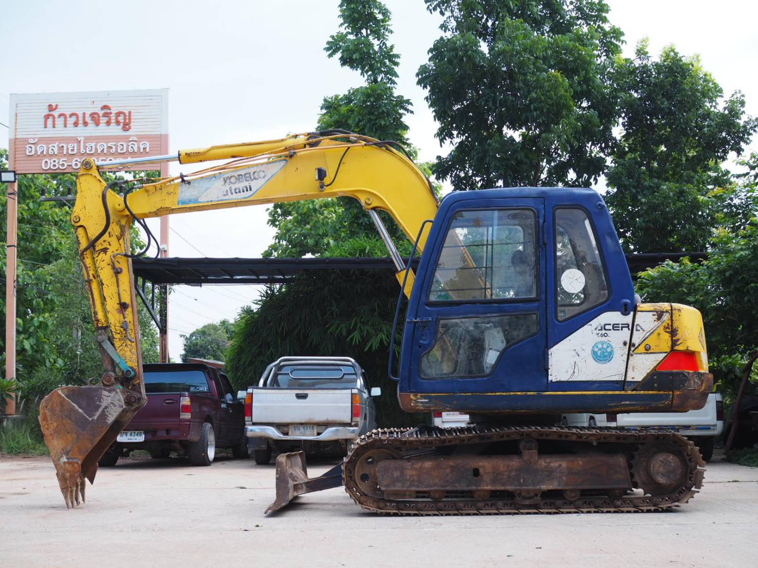 KOBELCO SK60 เก่านอก ไลน์เจาะ KOBELCO SK60 เก่านอก ไลน์เจาะ