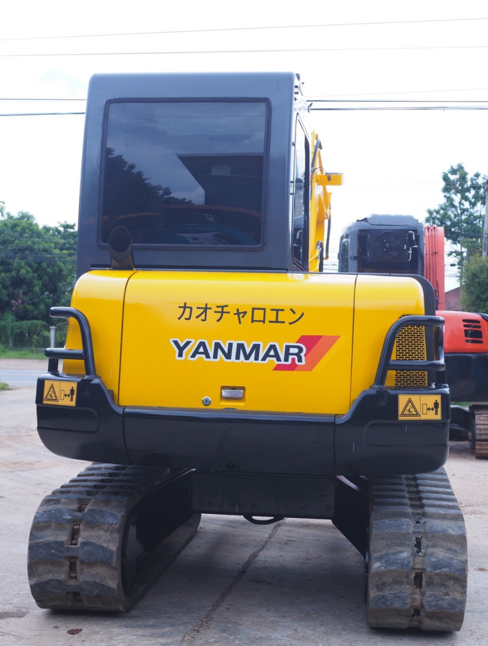 เก่านอกYANMAR B50-2A(5ตัน)ไม่เคยใช้งานในไทย ปั้มนิ้ว เก่านอกYANMAR B50-2A(5ตัน)ไม่เคยใช้งานในไทย ปั้มนิ้ว