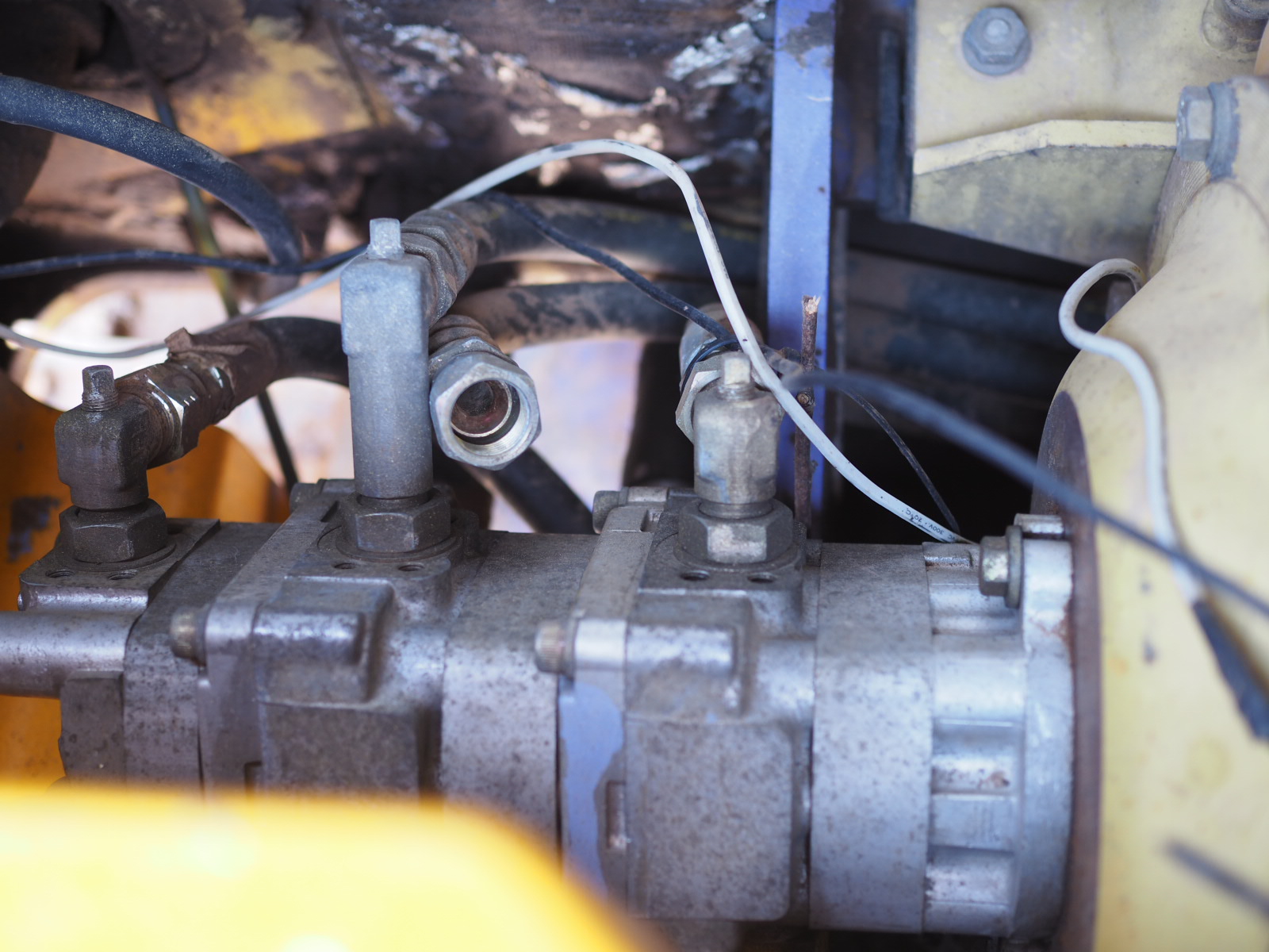 KOMATSU PC50UU-2 ปั้มเฟือง อินวอย