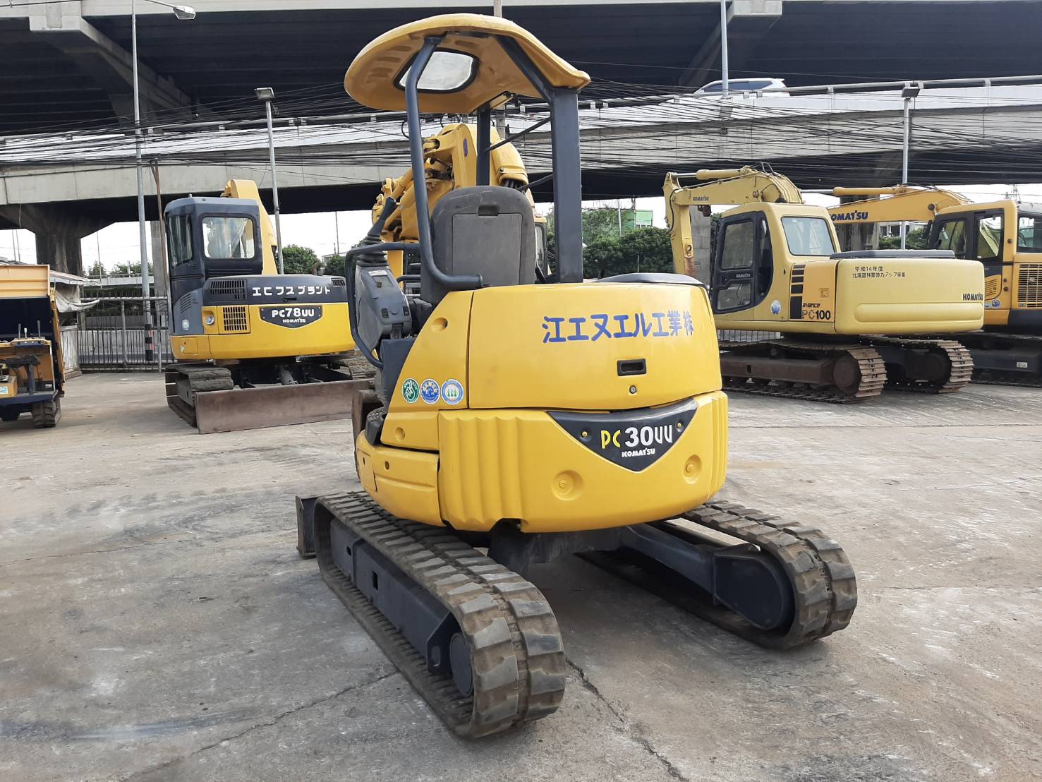 รถขุด KOMATSU PC30UU-3 ใช้งานมาน้อย