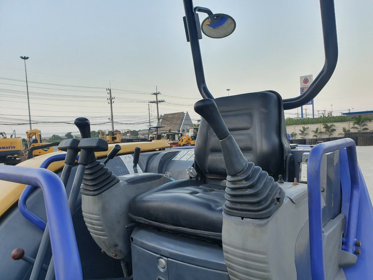 รถขุด KOMATSU PC40MR พร้อมใช้งาน สวยมาก สอบถามเพิ่มเติมที่คุณชัญญา 0658844400, www.nmc99.com รถขุด KOMATSU PC40MR พร้อมใช้งาน สวยมาก สอบถามเพิ่มเติมที่คุณชัญญา 0658844400, www.nmc99.com