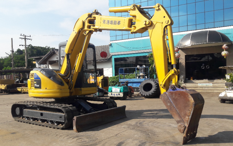 รถขุด KOMATSU PC75UU-2 รถสวยพร้อมใช้งาน
