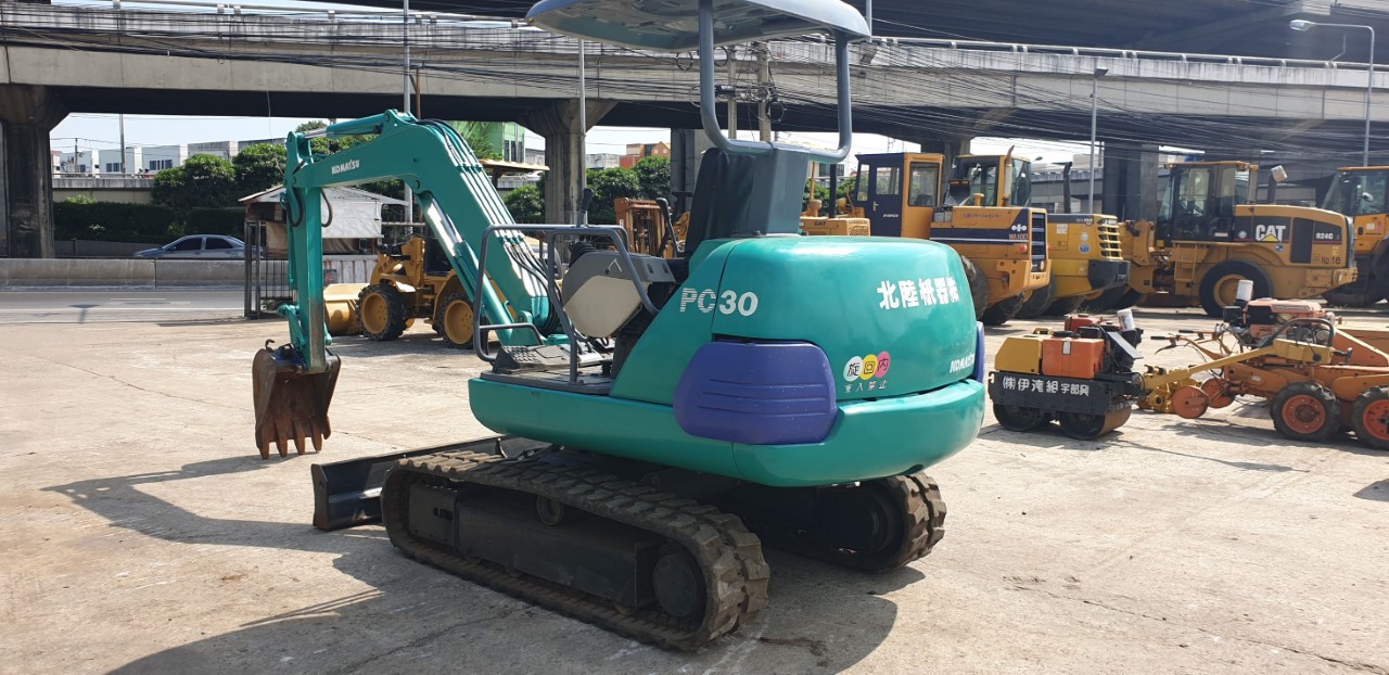 รถขุด KOMATSU PC25 พร้อมใช้งานรถสวย สอบถามรายละเอียดเพิ่มเติมที่คุณชัญญา 0658844400, www.nmc99.com รถขุด KOMATSU PC25 พร้อมใช้งานรถสวย สอบถามรายละเอียดเพิ่มเติมที่คุณชัญญา 0658844400, www.nmc99.com