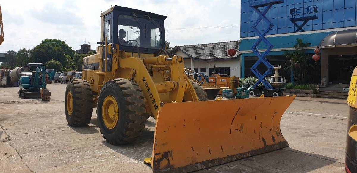 รถตัก KOMATSU 530 ขนาดเท่ากับ WA300 รายละเอียดสอบถามที่คุณชัญญา 0658844400, www.nmc99.com รถตัก KOMATSU 530 ขนาดเท่ากับ WA300 รายละเอียดสอบถามที่คุณชัญญา 0658844400, www.nmc99.com