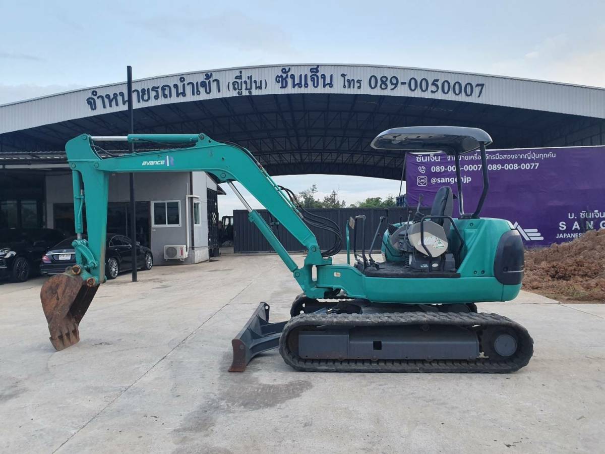 รถขุด KOMATSU PC40R-8 รถสวยพร้อมใช้งาน สอบถามเพิ่มเติมที่คุณชัญญา 0658844400, www.nmc99.com