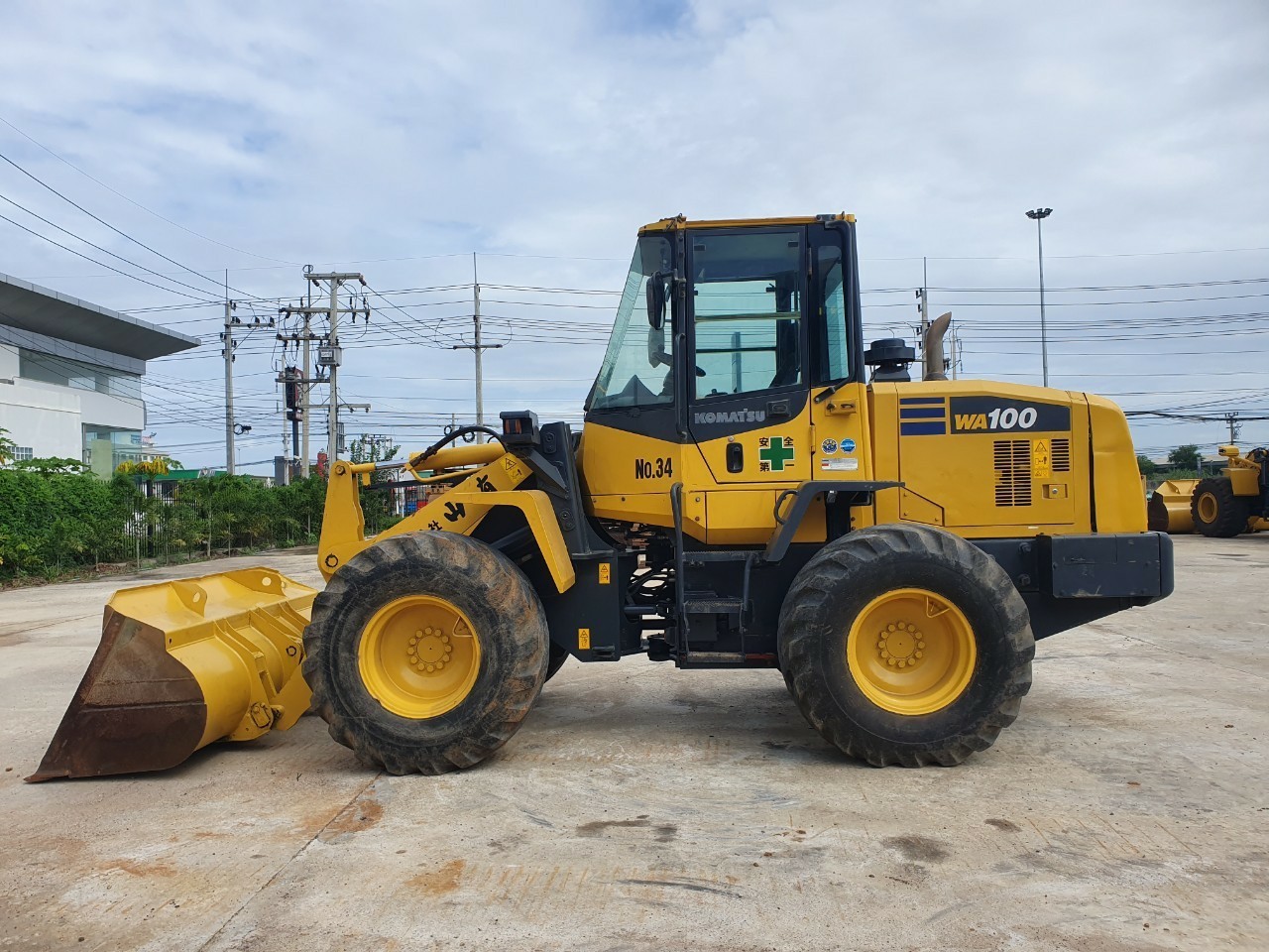 รถตัก KOMATSU WA100-7 พร้อมใช้งาน สอบถามเพิ่มเติมที่คุณชัญญา 0658844400, www.nmc99.com รถตัก KOMATSU WA100-7 พร้อมใช้งาน สอบถามเพิ่มเติมที่คุณชัญญา 0658844400, www.nmc99.com