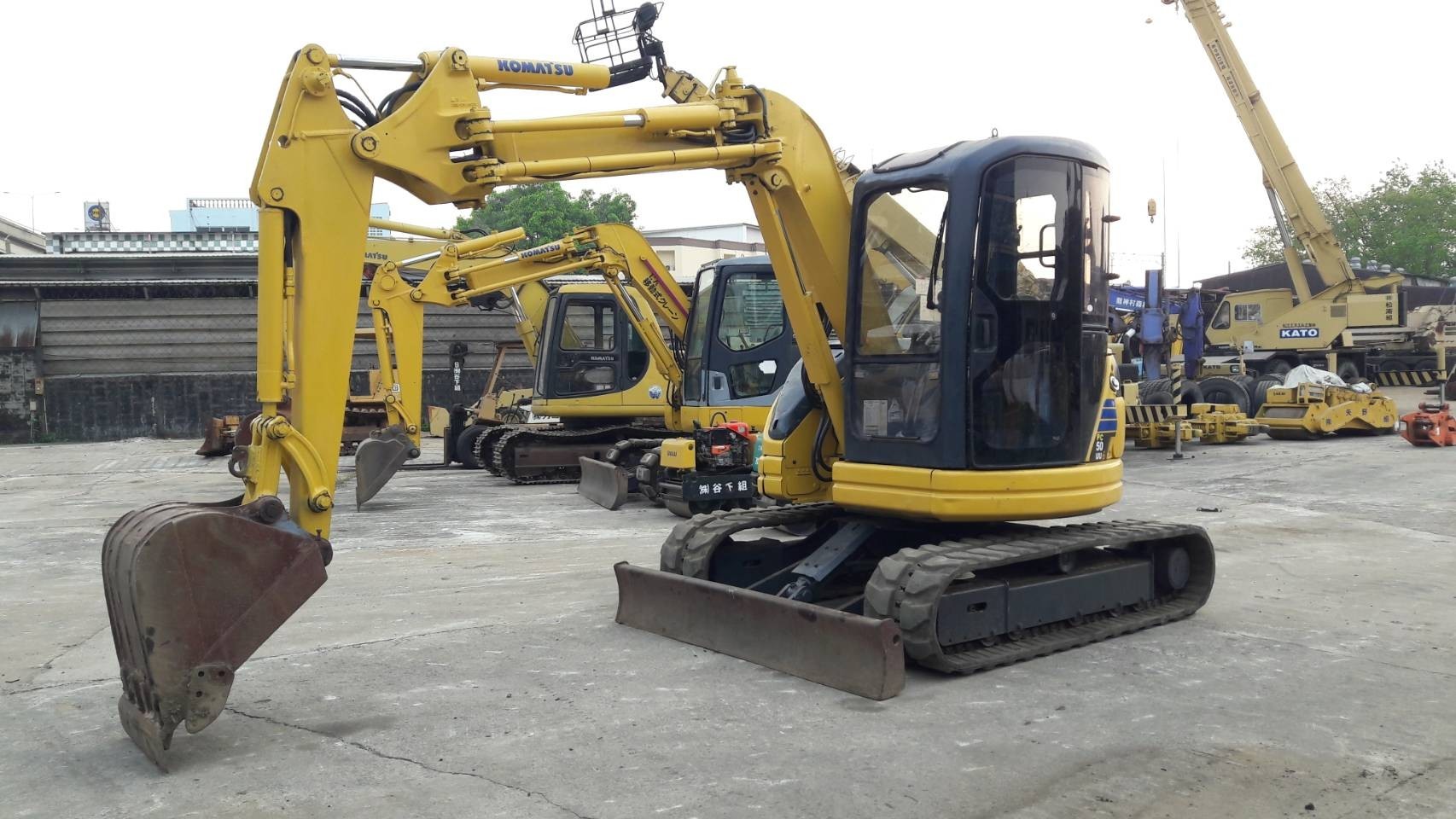 รถขุด KOMATSU PC50UU-2 พร้อมใช้งาน รายละเอียดสอบถามที่คุณชัญญา 0658844400, www.nmc99.com รถขุด KOMATSU PC50UU-2 พร้อมใช้งาน รายละเอียดสอบถามที่คุณชัญญา 0658844400, www.nmc99.com