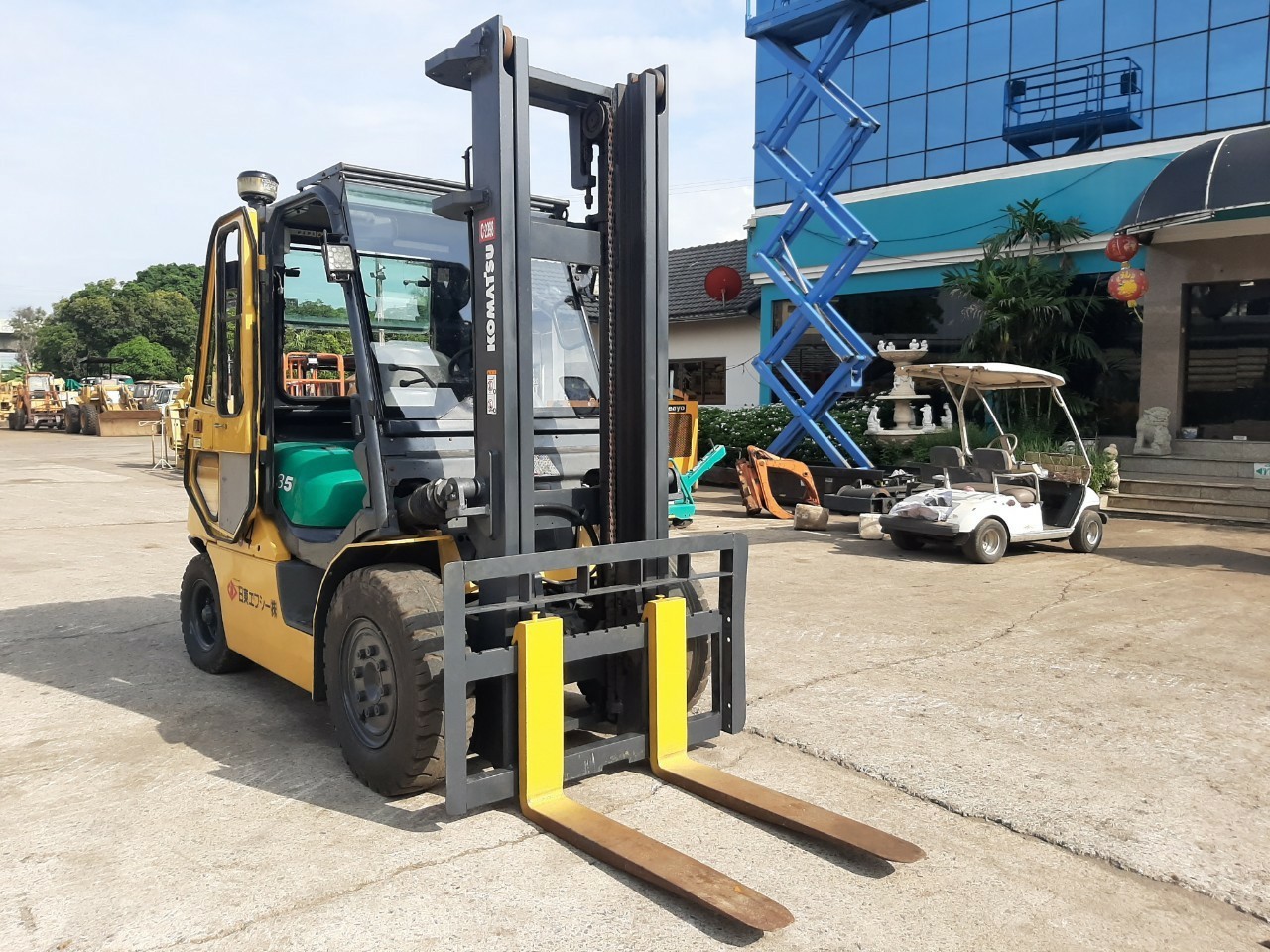 รถโฟลคลีฟท์ KOMATSU FD35-10 เสา 4 เมตร รายละเอียดสอบถามที่คุณชัญญา 0658844400, www.nmc99.com