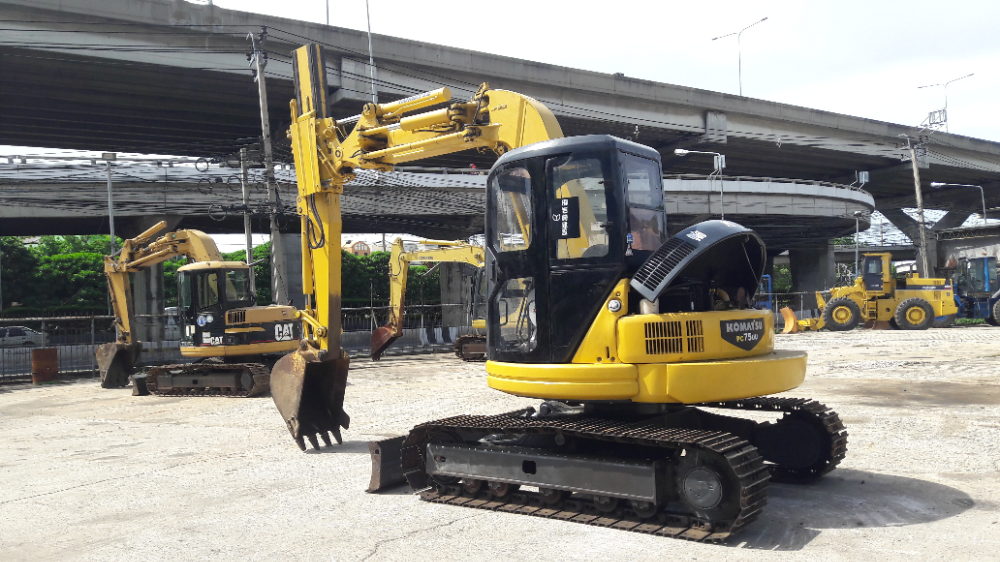 รถขุด KOMATSU PC75UU-2 สภาพเดิมๆ บูมสไลด์ สอบถามเพิ่มเติมที่คุณชัญญา 0658844400, www.nmc99.com รถขุด KOMATSU PC75UU-2 สภาพเดิมๆ บูมสไลด์ สอบถามเพิ่มเติมที่คุณชัญญา 0658844400, www.nmc99.com