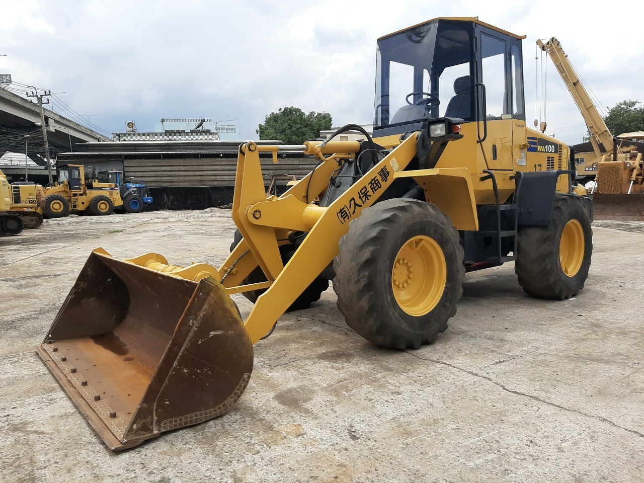 รถตัก KOMATSU WA100-5 รถสวยมาก รถตัก KOMATSU WA100-5 รถสวยมาก