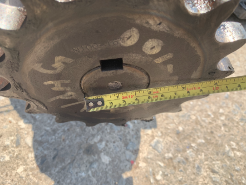 ขายมอเตอร์เกียร์ Cycrodrive Mitsubishi 5HP. 380V   อัตราทด 1:43 เพลาออกประมาณ 34 รอบต่อนาที   สภาพสวยใหม่มาก หมุนนิ่ม แรงบิดเยอะ พร้อมใช้งาน มี 4ตัวครับ ราคาตัวละ 11,500 บาท