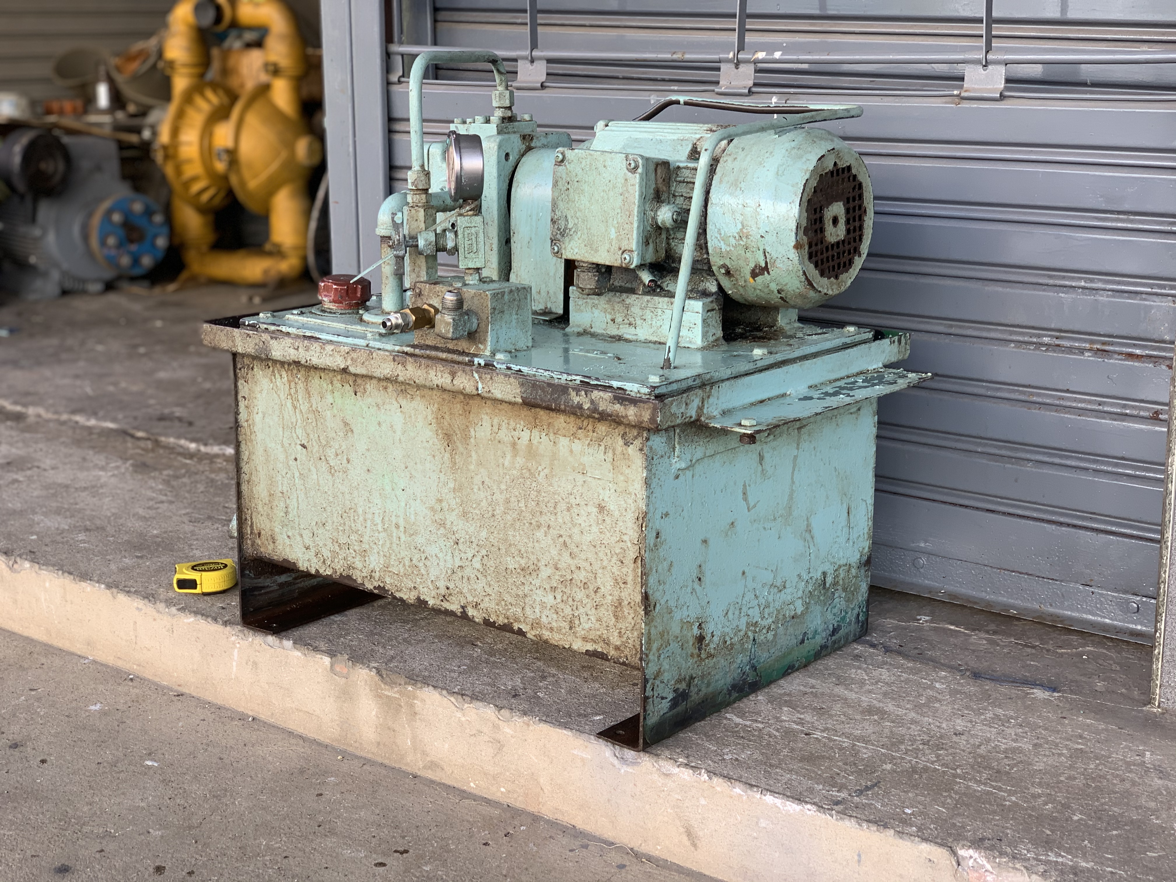 ขายชุดปั๊มน้ำมันไฮโดรลิค Toyo-Oki ขนาด 2HP. 380V สภาพสวยเดิมๆ หมุนนิ่ม พร้อมใช้งาน ราคา 8,800 บาท ขายชุดปั๊มน้ำมันไฮโดรลิค Toyo-Oki ขนาด 2HP. 380V สภาพสวยเดิมๆ หมุนนิ่ม พร้อมใช้งาน ราคา 8,800 บาท