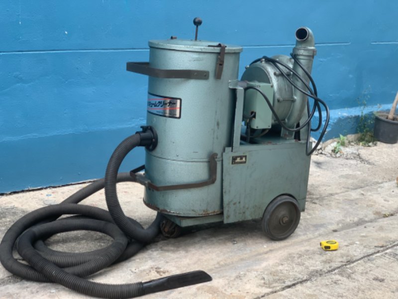 ขายเครื่องดูดฝุ่น-ดูดผง JET Sanritsu Kiki TC-200 380V รุ่นมาตรฐานอุตสาหกรรม ดูดได้ทั้งเปียกและแห้ง โครงสร้างแข็งแรง มาพร้อมล้อเลื่อนเคลื่อนย้ายสะดวก