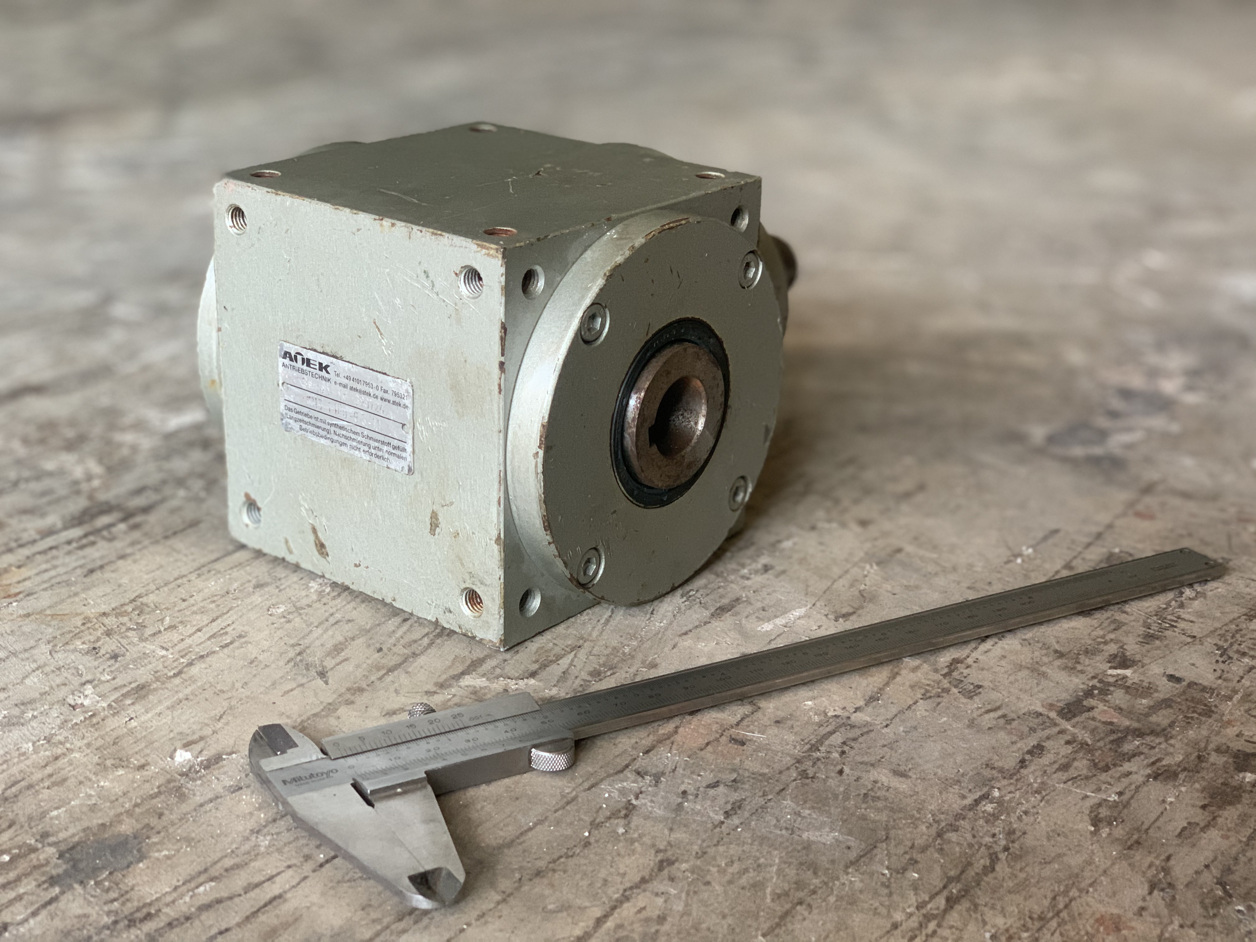 ขายหัวเกียร์ 3ทาง Atek made in Germany แบบอัตราทด 1:1 สภาพสวยใหม่มาก หายากครับ หมุนนิ่ม ดัดแปลงใช้งานได้หลากหลายรูปแบบครับ