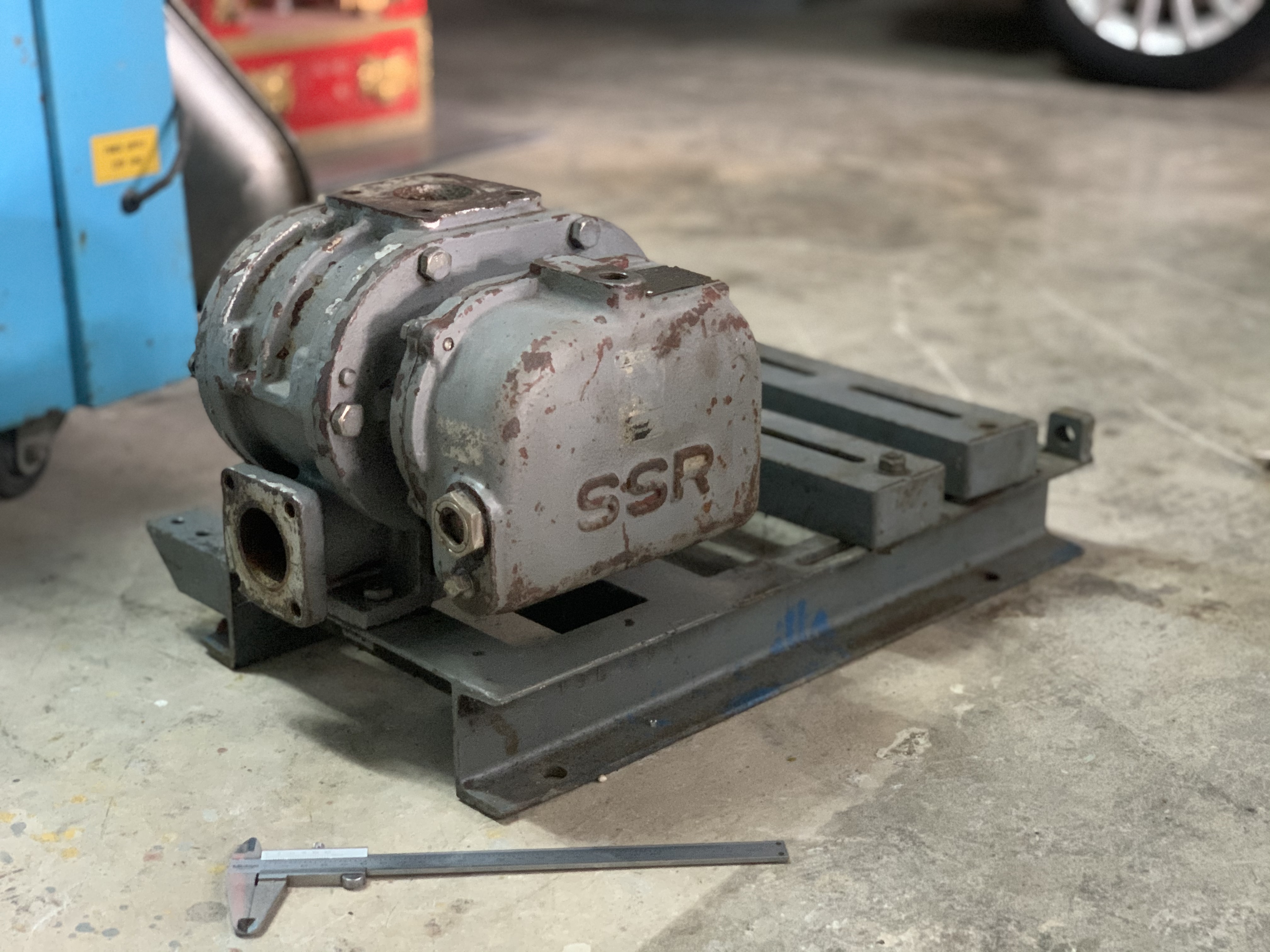 ขายรูทโบลเวอร์อัดอากาศ SSR root blower ขนาดท่อ 2นิ้ว made in Japan สภาพสวยเดิมๆ หมุนนิ่ม พร้อมใช้งาน ขายรูทโบลเวอร์อัดอากาศ SSR root blower ขนาดท่อ 2นิ้ว made in Japan สภาพสวยเดิมๆ หมุนนิ่ม พร้อมใช้งาน
