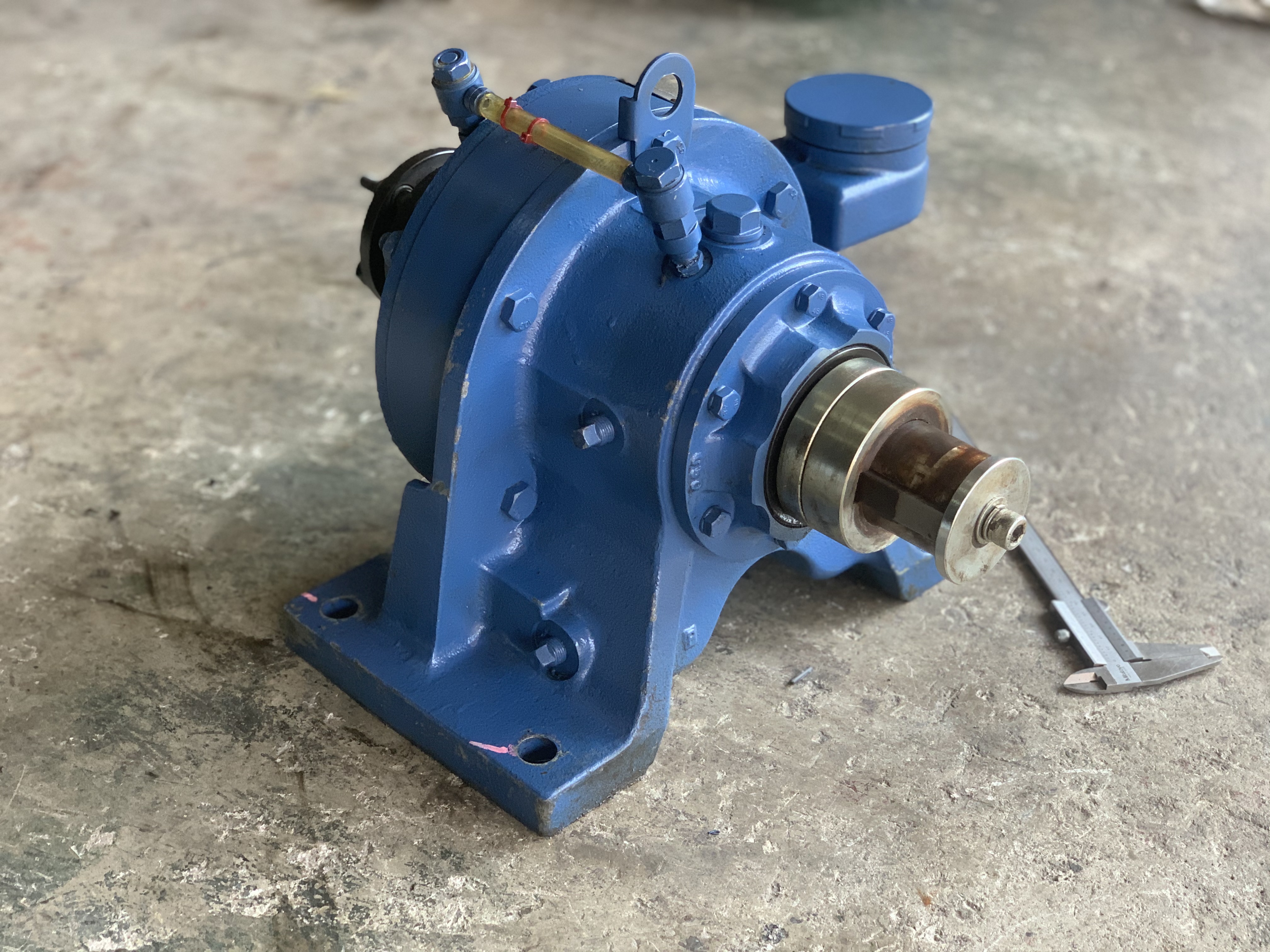 ขายหัวเกียร์ทดรอบ Cycrodrive Sumitomo อัตราทด 1:15 made in Japan สภาพสวยใหม่มาก หมุนนิ่ม แรงบิดเยอะ พร้อมใช้งาน ราคา 7,800 บาท