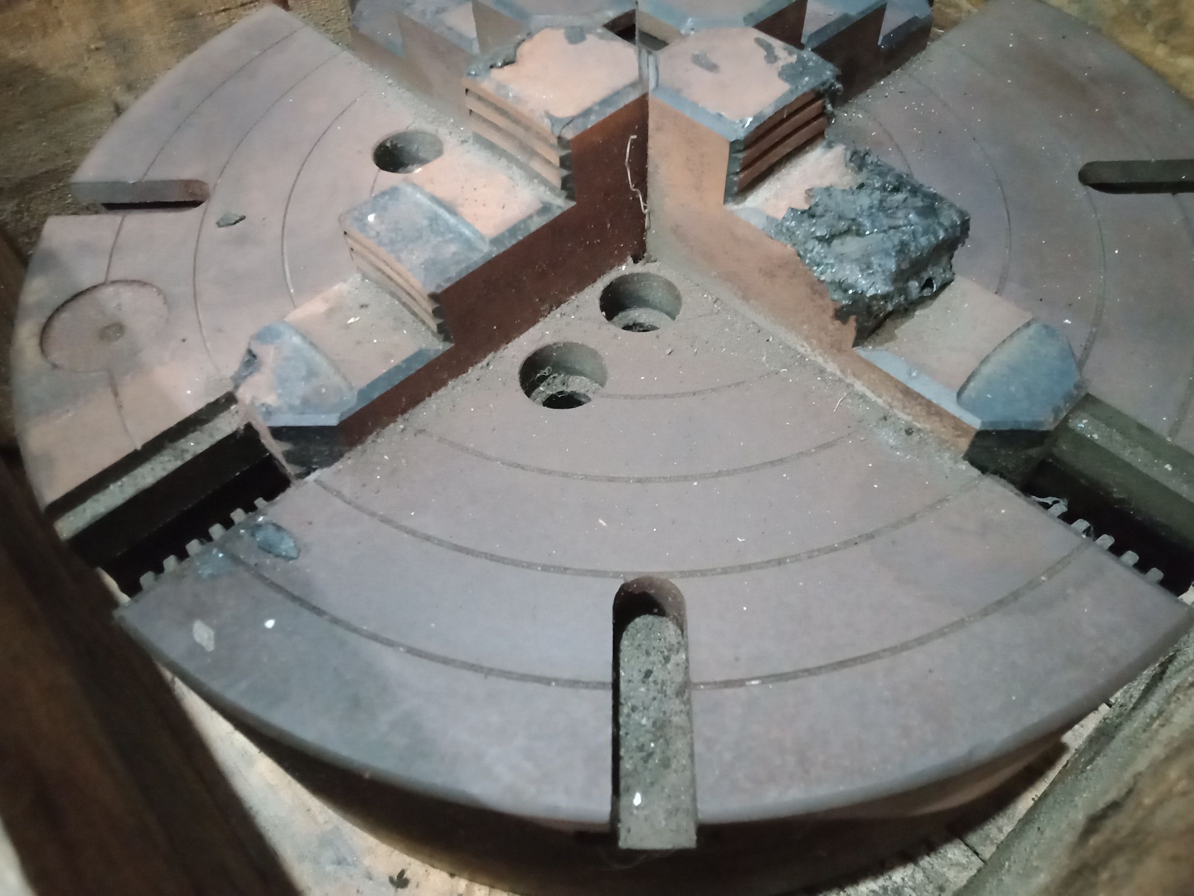 *** ของใหม่ในลัง *** ขายหัวจับแท่นกลึงแบบ 4จับ ขนาด 12นิ้ว ไม่เคยใช้งาน งานดีไม่ทราบสัญชาติผู้ผลิต พร้อมใช้งาน *** ของใหม่ในลัง *** ขายหัวจับแท่นกลึงแบบ 4จับ ขนาด 12นิ้ว ไม่เคยใช้งาน งานดีไม่ทราบสัญชาติผู้ผลิต พร้อมใช้งาน