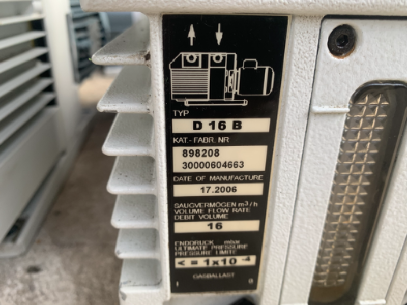 ขายปั๊มแวคคั่มสุญญากาศ Trivac 3/4HP. 220V ไฟบ้าน(หายากครับ) made in USA. สภาพสวย หมุนนิ่ม ดูดแรง พร้อมใช้งาน
