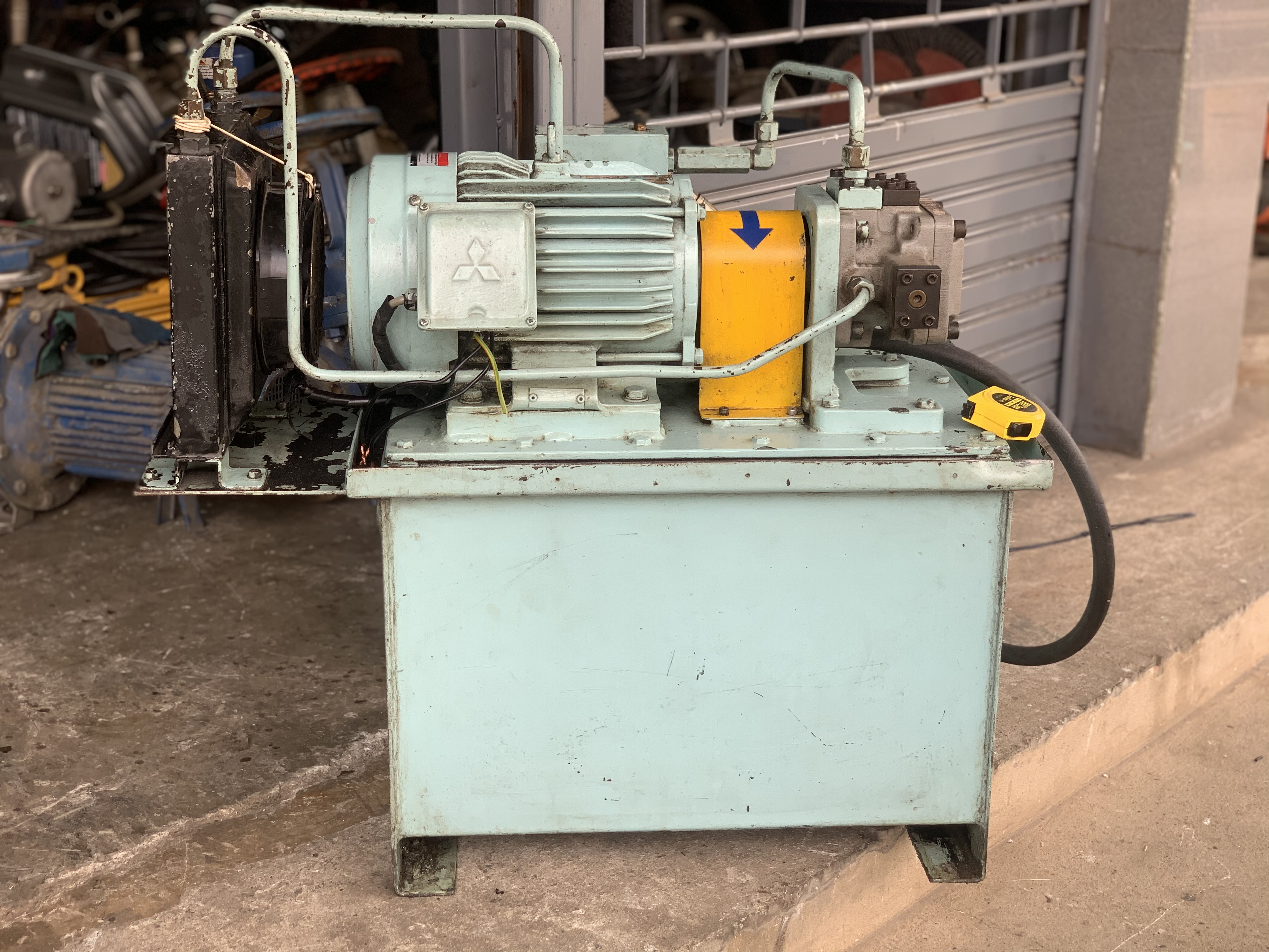 ขายชุดปั๊มน้ำมันไฮโดรลิค Toyo-Oki made in Japan มอเตอร์ Mitsubishi 3HP. 380V สภาพสวยเดิมๆ หมุนนิ่ม ม