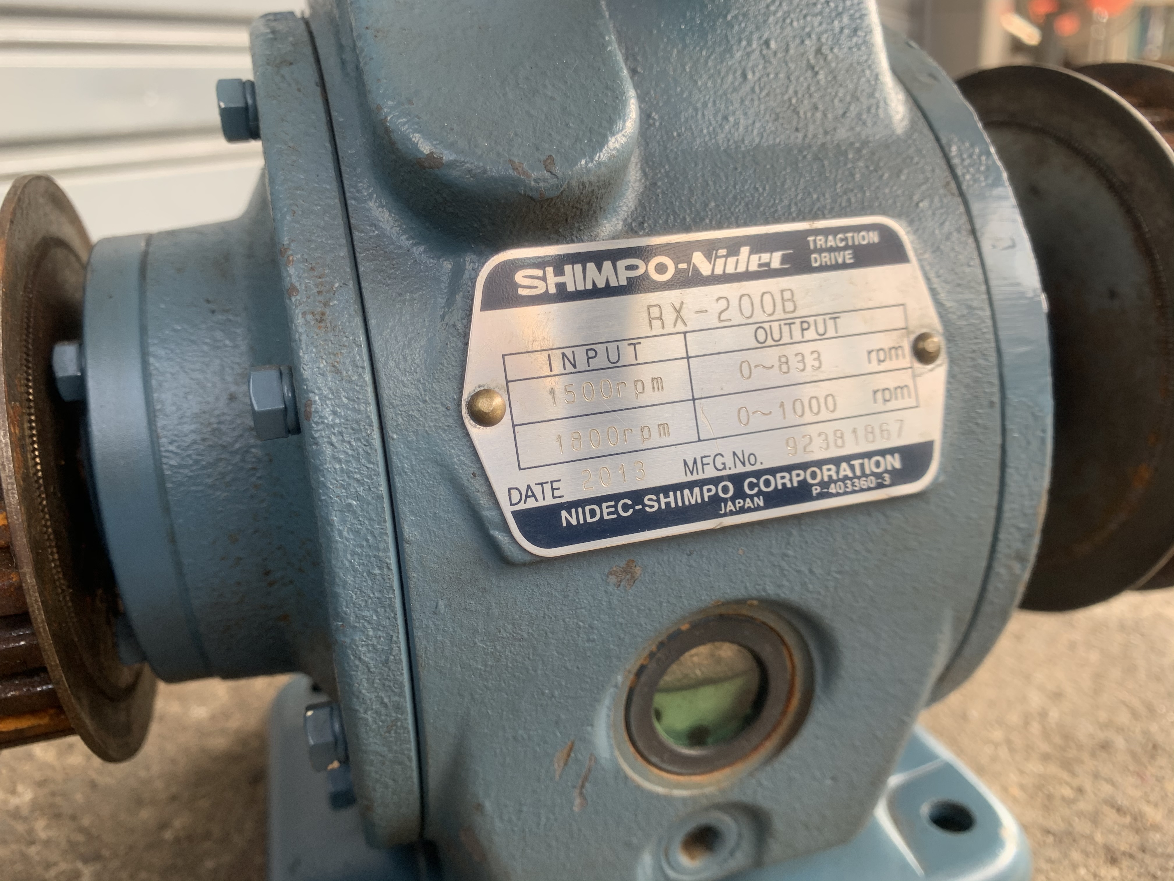 ขายหัวเกียร์ปรับรอบ Shimpo Traction drive RX-200B ** หายากมากๆครับ ** made in Japan สภาพสวยใหม่มาก พร้อมใช้งาน ดัดแปลงใช้งานได้หลายรูปแบบ มี 2ตัวครับ