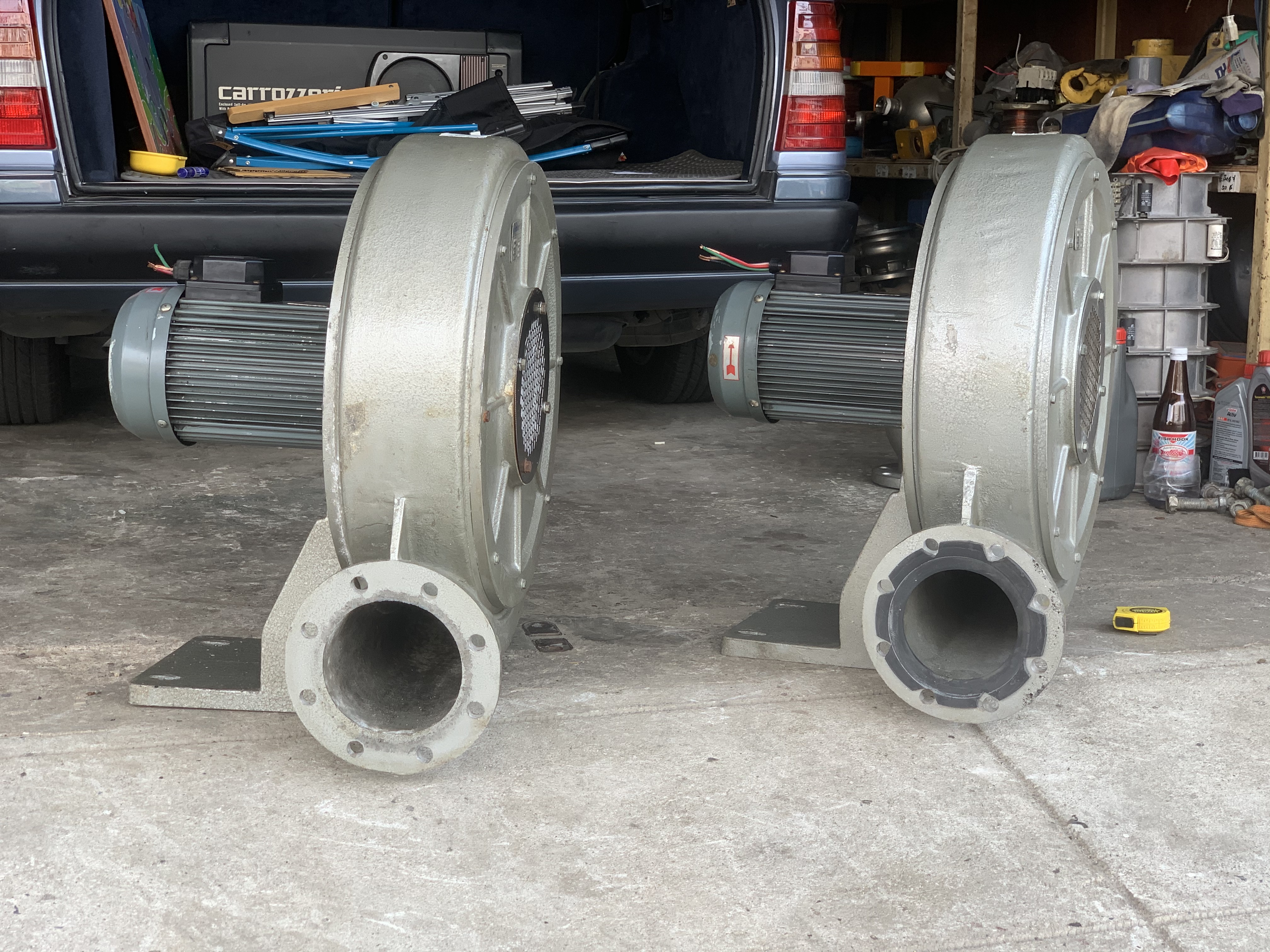 ขายโบลเวอร์ดูด-เป่าอากาศ แบบแรงดันสูงใบเทอร์โบ Euro Vent 2HP. 380V ขนาดท่อ  5.5นิ้ว สภาพสวย หมุนนิ่ม ให้ลมแรง พร้อมใช้งาน มี 2ตัวครับ