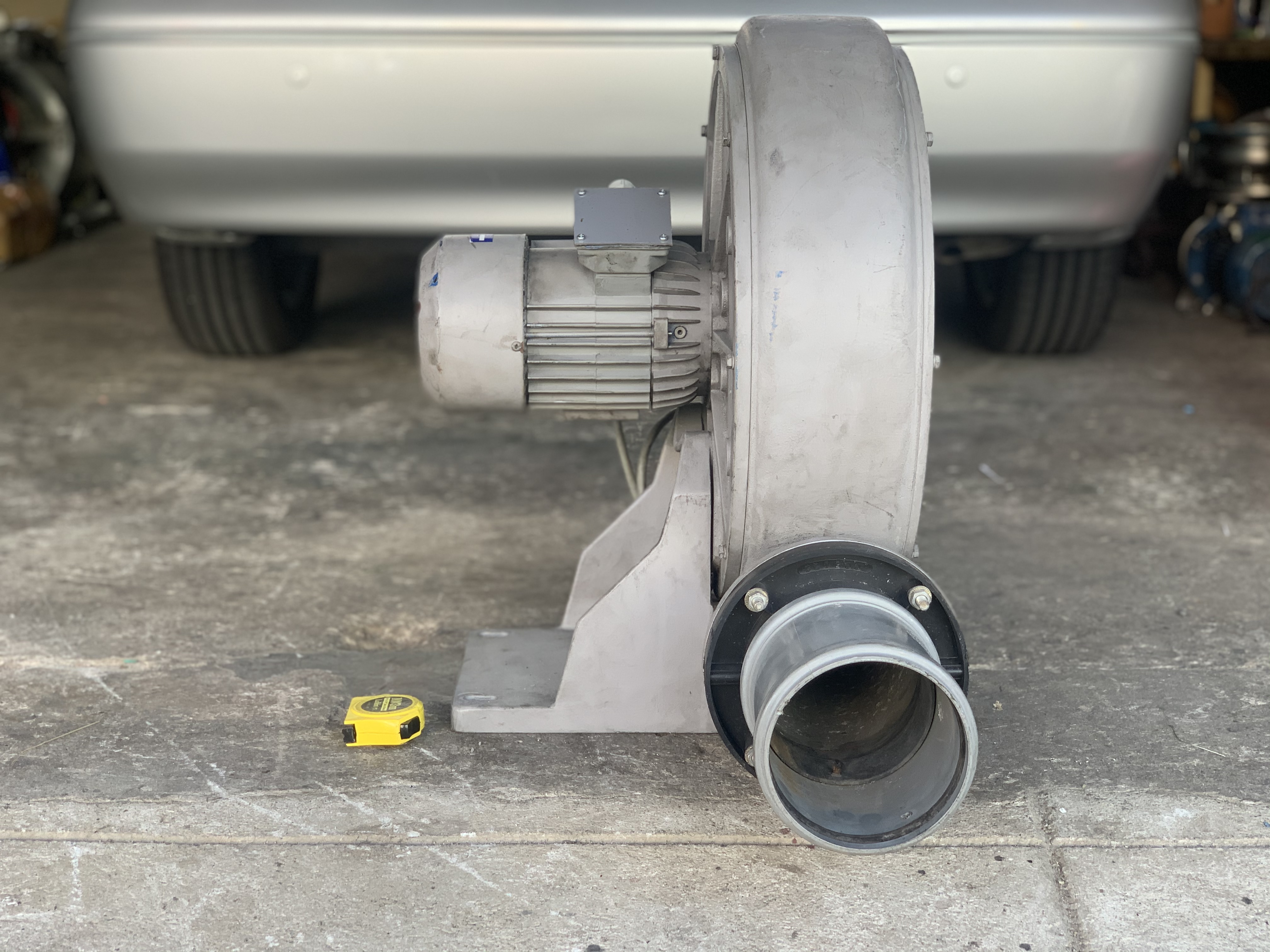 ขายโบลเวอร์ดูด-เป่าอากาศ Turbo fan Ventur 1.5HP. 220/380V made in Sweden ขนาดท่อ 5นิ้ว สภาพสวยใหม่มาก หมุนนิ่ม ให้ลมแรง ขายโบลเวอร์ดูด-เป่าอากาศ Turbo fan Ventur 1.5HP. 220/380V made in Sweden ขนาดท่อ 5นิ้ว สภาพสวยใหม่มาก หมุนนิ่ม ให้ลมแรง