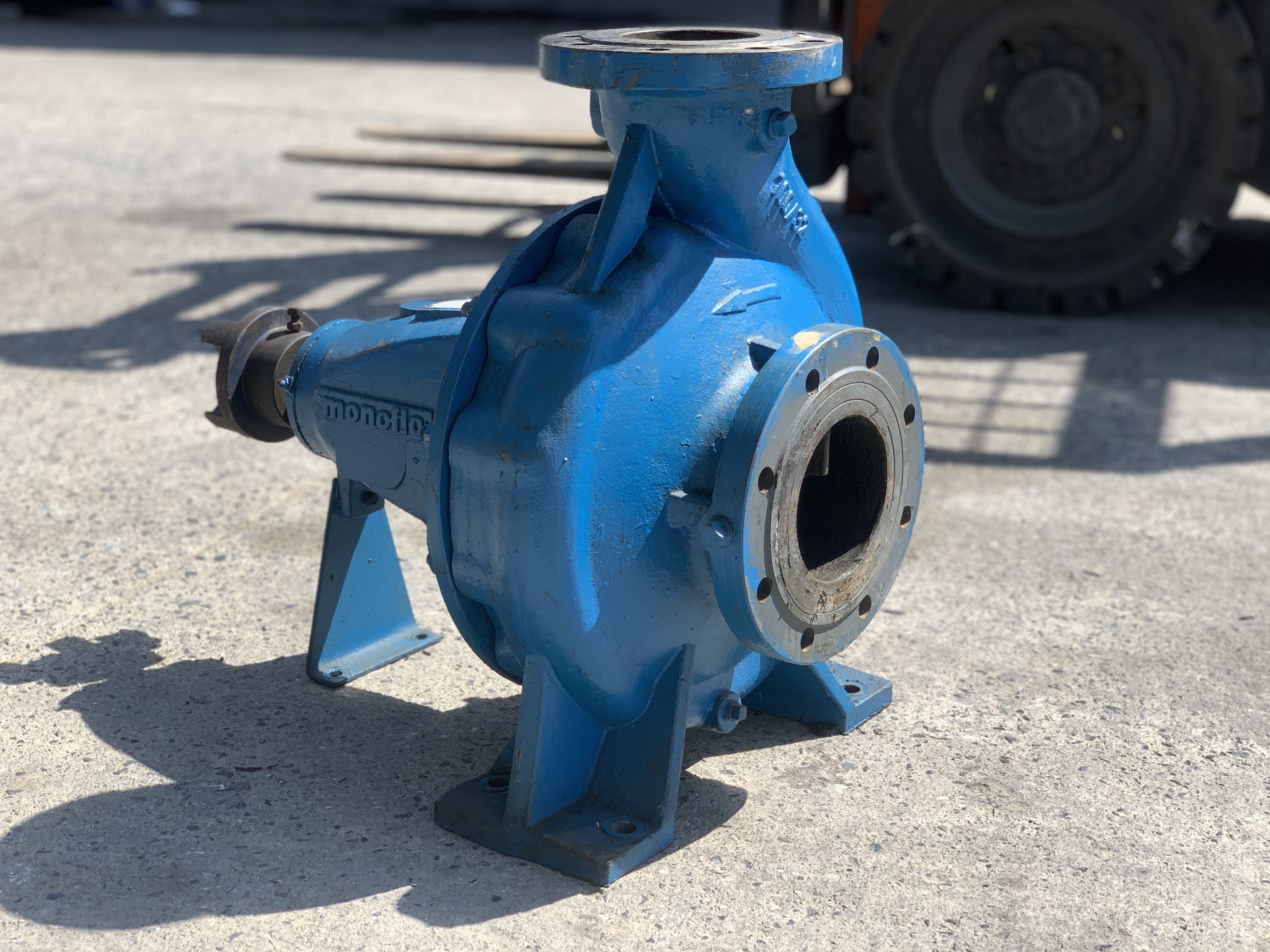 ขายหัวปั๊มน้ำหอยโข่ง Monoflo Pump ขนาดเข้า 5นิ้ว ออก 4นิ้ว ใบพัดทองเหลือง สภาพสวยใหม่มาก หมุนนิ่ม พร้อมใช้งาน ราคา 17,500 บาท