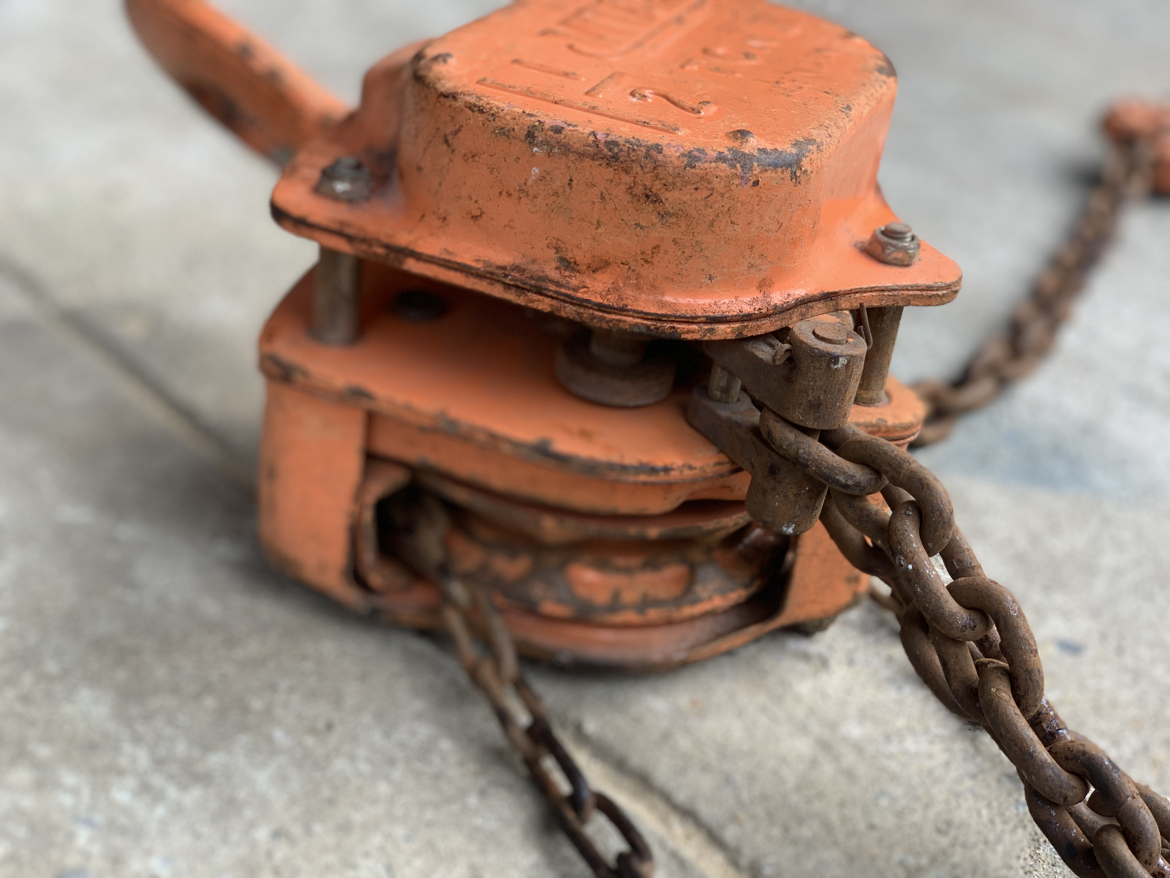 ขายรอกโซ่มือสาว Vital 1.5Ton made in Japan *** รุ่นโซ่ยาวพิเศษ 10เมตร*** สภาพสวยใหม่มาก ขายรอกโซ่มือสาว Vital 1.5Ton made in Japan *** รุ่นโซ่ยาวพิเศษ 10เมตร*** สภาพสวยใหม่มาก