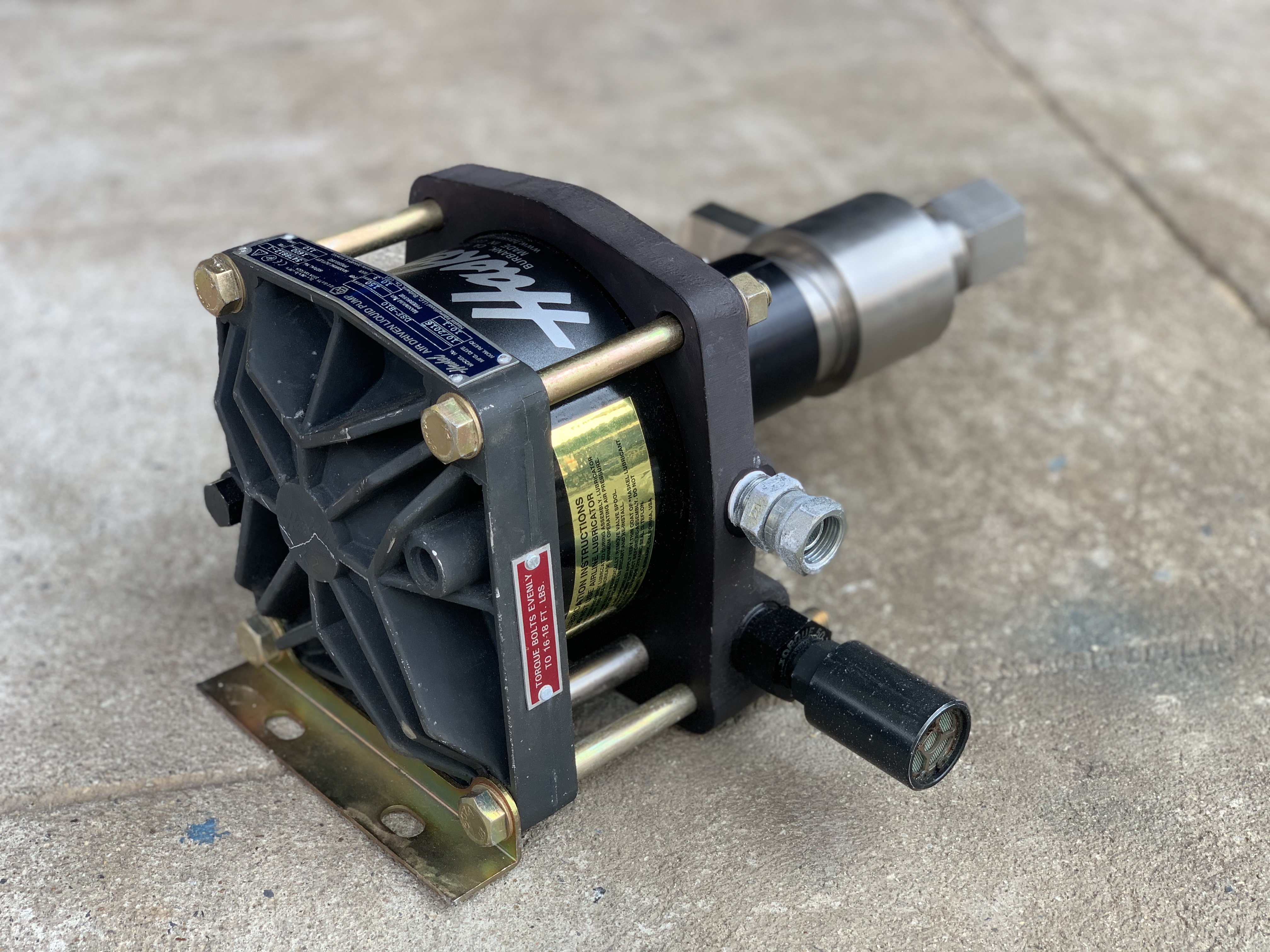 ขายหัวปั๊มอัดแรงดันสูง Haskel รุ่น DSF-B10 made in USA. ใช้ในงานที่ต้องการแรงอัดสูงๆ ปั๊มอัดลม ปั๊มอัดอากาศ ปั๊มอัดแก๊ส ปั๊มอัดของเหลว สภาพสวยใหม่มาก ใช้งานมาไม่กี่ครั้ง พร้อมใช้งาน ขายหัวปั๊มอัดแรงดันสูง Haskel รุ่น DSF-B10 made in USA. ใช้ในงานที่ต้องการแรงอัดสูงๆ ปั๊มอัดลม ปั๊มอัดอากาศ ปั๊มอัดแก๊ส ปั๊มอัดของเหลว สภาพสวยใหม่มาก ใช้งานมาไม่กี่ครั้ง พร้อมใช้งาน