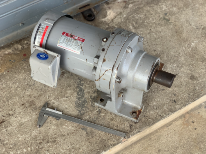 ขายมอเตอร์เกียร์ Cycro drive Sumitomo 2HP. 380V อัตราทด 1:29 เพลาออกประมาณ 50 รอบต่อนาที สภาพสวย หมุนนิ่ม พร้อมใช้งาน ขายมอเตอร์เกียร์ Cycro drive Sumitomo 2HP. 380V อัตราทด 1:29 เพลาออกประมาณ 50 รอบต่อนาที สภาพสวย หมุนนิ่ม พร้อมใช้งาน