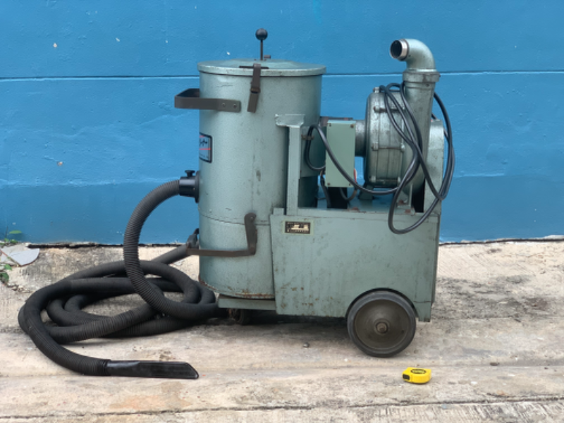 ขายเครื่องดูดฝุ่น-ดูดผง JET Sanritsu Kiki TC-200 380V รุ่นมาตรฐานอุตสาหกรรม ดูดได้ทั้งเปียกและแห้ง โครงสร้างแข็งแรง มาพร้อมล้อเลื่อนเคลื่อนย้ายสะดวก