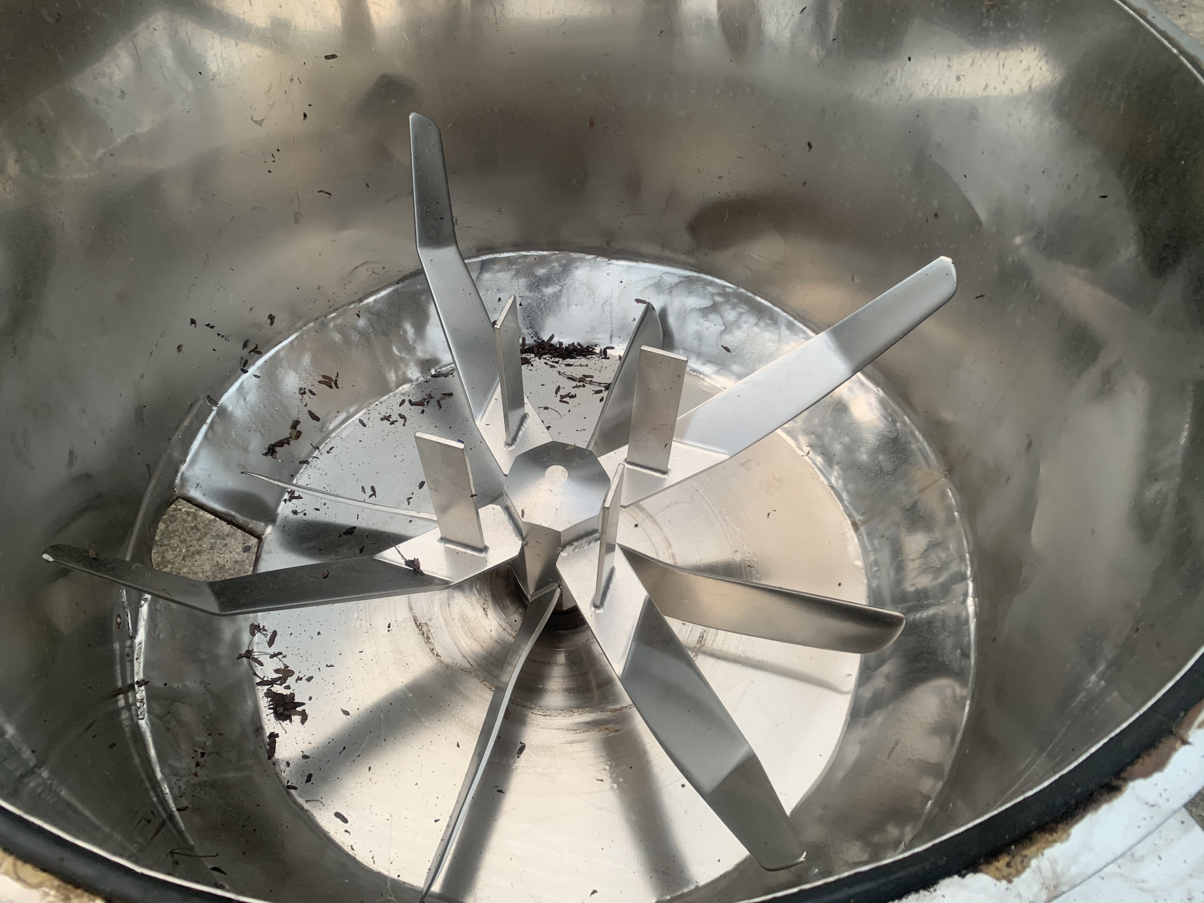 ขายถังกวน-ถังผสม พร้อมใบกวนสแตนเลส ชุดมอเตอร์เกียร์ Cycrodrive Sumitomo 5HP. 380V อัตราทด 1:17 made in Japan สภาพสวย โครงสร้างแข็งแรง พร้อมใช้งาน