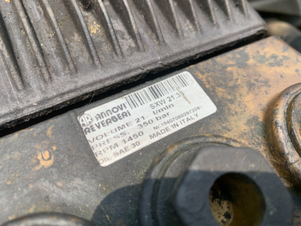 *** ของใหม่เก่าเก็บ*** เครื่องฉีดน้ำแรงดันสูง AR Annovi Reverberi ขนาด 20HP. 380V made in Italy สร้างแรงดันได้ถึง 350บาร์ แบบรถเข็น