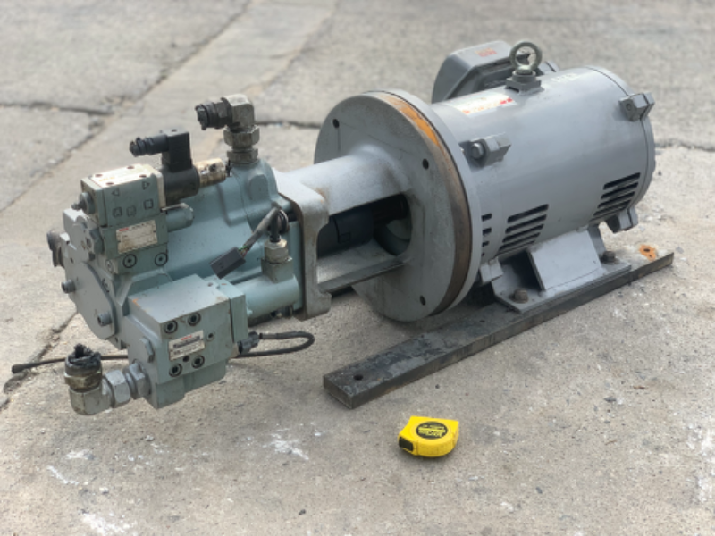 ขายชุดหัวปั๊มไฮโดรลิค Nachi Piston Pump พร้อมแท่นมอเตอร์ Mitsubishi 15HP. 380V made in Japan ทั้งชุดวาล์วคอนโทรล สภาพสวยใหม่มาก พร้อมใช้งาน