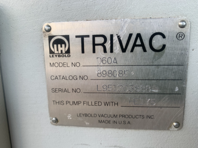 ขายปั๊มแวคคั่มสุญญากาศ Trivac(Leybold) 2HP. 220/380V made in USA. ตัวใหญ่ สภาพสวยเดิมๆ หมุนนิ่ม ดูดแ ขายปั๊มแวคคั่มสุญญากาศ Trivac(Leybold) 2HP. 220/380V made in USA. ตัวใหญ่ สภาพสวยเดิมๆ หมุนนิ่ม ดูดแ