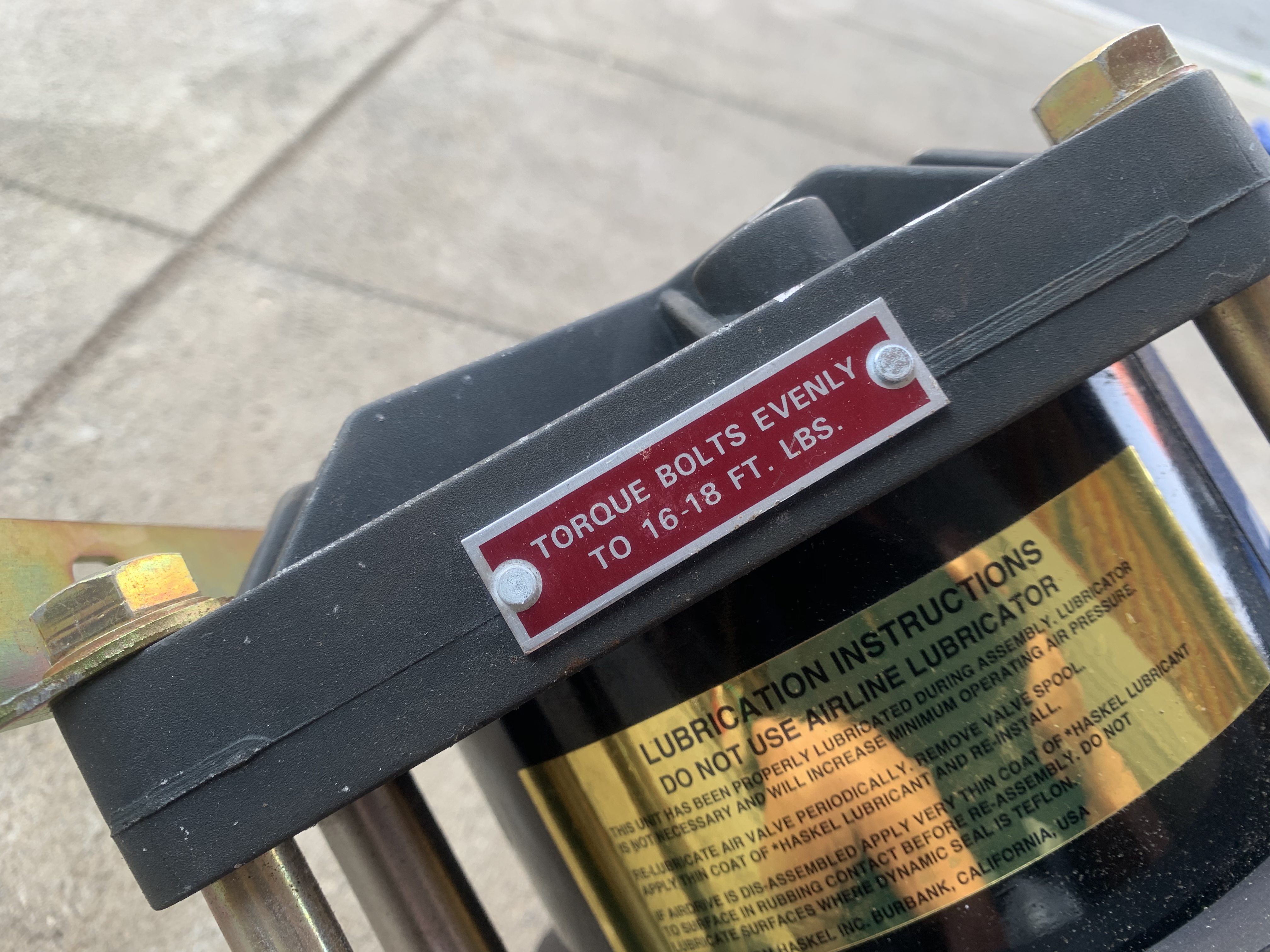 ขายหัวปั๊มอัดแรงดันสูง Haskel รุ่น DSF-B10 made in USA. ใช้ในงานที่ต้องการแรงอัดสูงๆ ปั๊มอัดลม ปั๊มอัดอากาศ ปั๊มอัดแก๊ส ปั๊มอัดของเหลว สภาพสวยใหม่มาก ใช้งานมาไม่กี่ครั้ง พร้อมใช้งาน ขายหัวปั๊มอัดแรงดันสูง Haskel รุ่น DSF-B10 made in USA. ใช้ในงานที่ต้องการแรงอัดสูงๆ ปั๊มอัดลม ปั๊มอัดอากาศ ปั๊มอัดแก๊ส ปั๊มอัดของเหลว สภาพสวยใหม่มาก ใช้งานมาไม่กี่ครั้ง พร้อมใช้งาน