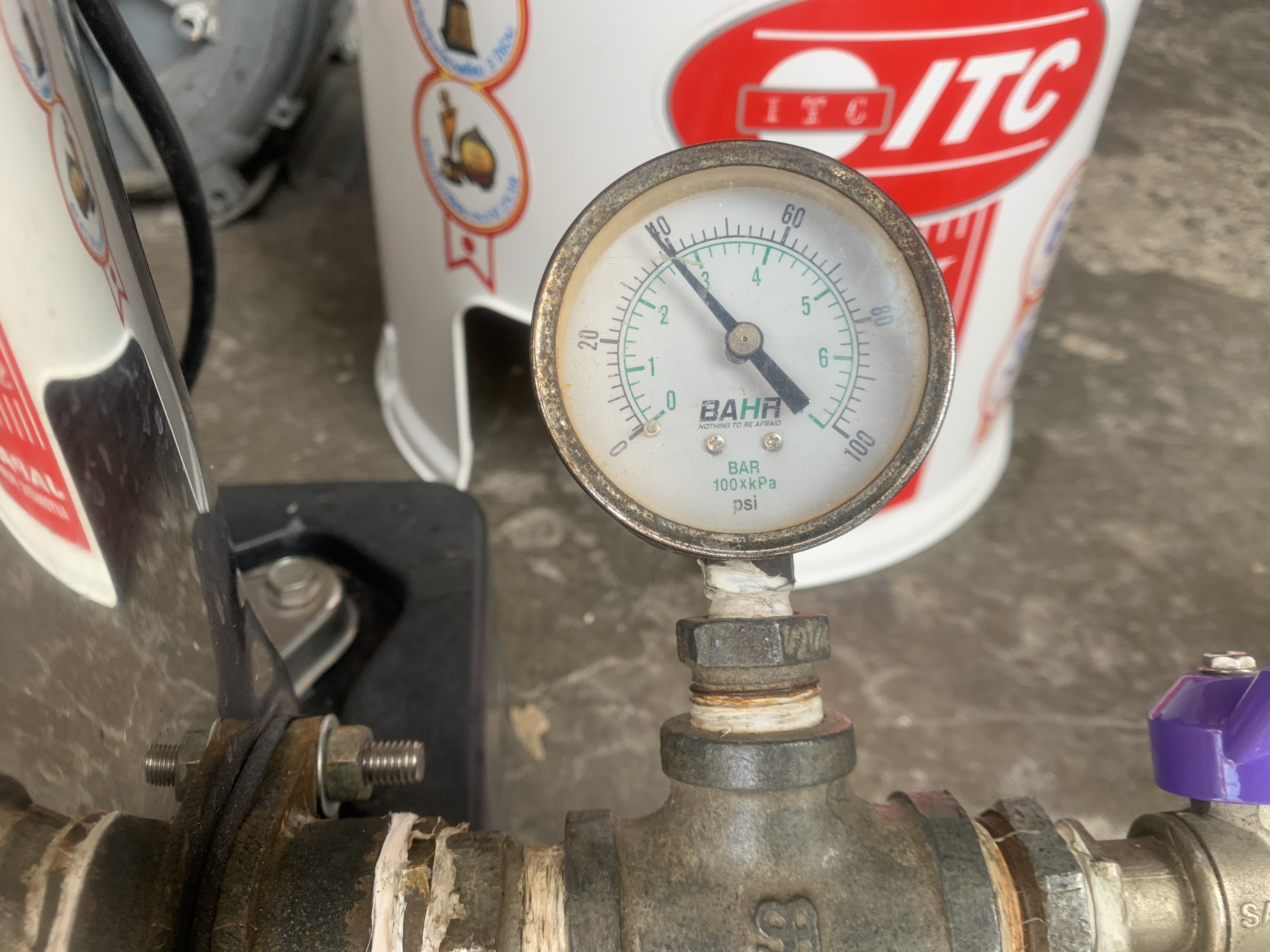 ขายปั๊มน้ำอัตโนมัติ Hitachi(ITC) 300W ถังสแตนเลส ใส่ฝาครอบของใหม่ให้ครับ หมุนนิ่ม พร้อมใช้งาน ไม่มีรั่วซึม ตรวจเช็คแรงดันเรียบร้อย พร้อมใช้งาน