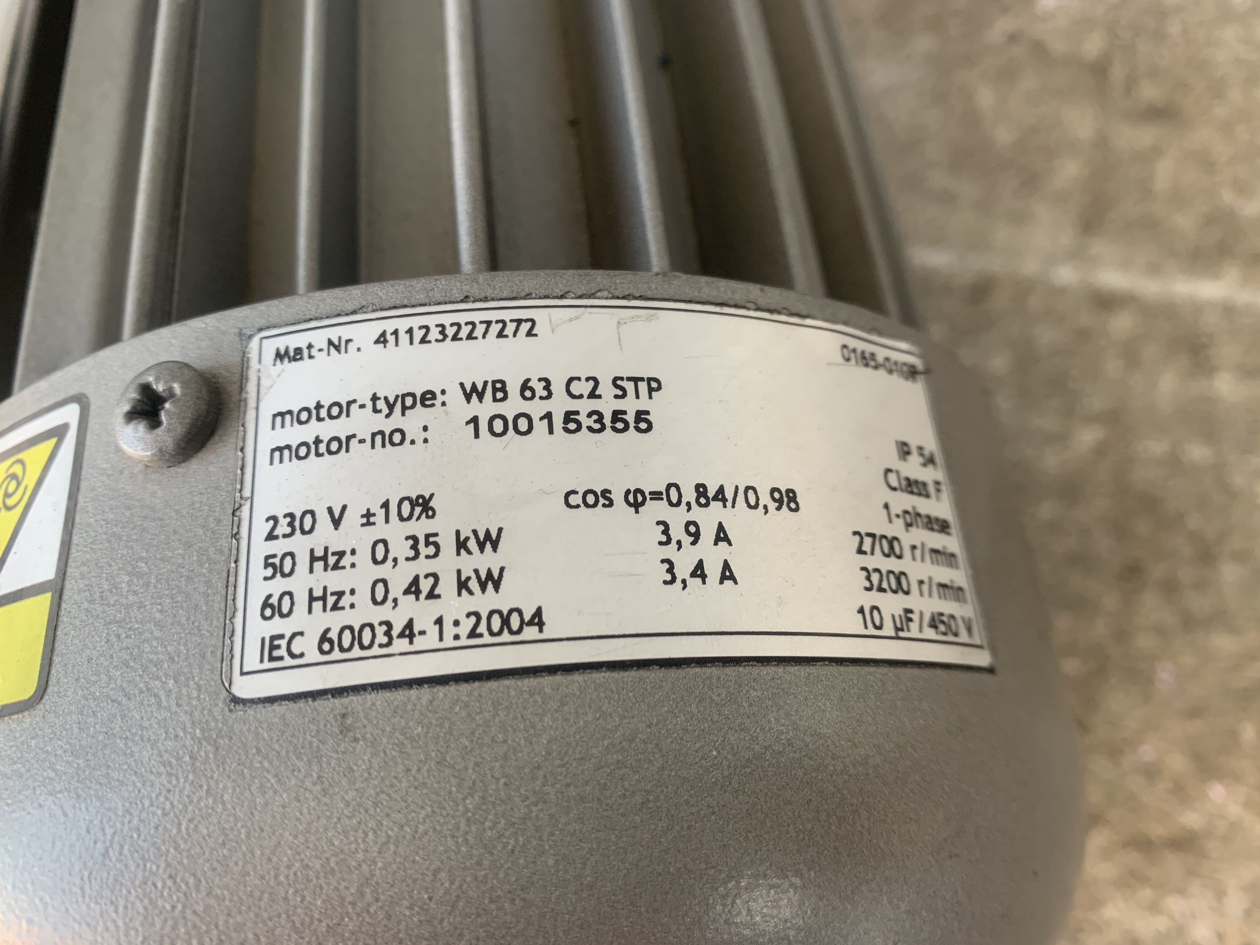 ขายปั๊มแววคั่มสุญญากาศ แบบแห้ง Becker pump Oil-less rotary vane Vacuum pump 1/3HP. 220V ไฟบ้าน made in Germany สภาพสวยใหม่มาก ดูดแรง พร้อมใช้งาน มี 2ตัวครับ ราคาตัวละ 3,000 บาท ขายปั๊มแววคั่มสุญญากาศ แบบแห้ง Becker pump Oil-less rotary vane Vacuum pump 1/3HP. 220V ไฟบ้าน made in Germany สภาพสวยใหม่มาก ดูดแรง พร้อมใช้งาน มี 2ตัวครับ ราคาตัวละ 3,000 บาท