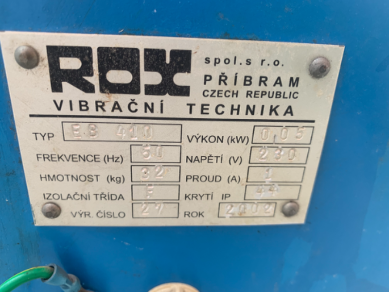 ขายชุดเครื่องสั่น-เขย่าลำเลียงวัตถุต่างๆ Rox Vibration 220V ไฟบ้าน made in Czech Republic โครงสร้างสแตนเลส 316L ปรับระดับแรงสั่นได้ ขายชุดเครื่องสั่น-เขย่าลำเลียงวัตถุต่างๆ Rox Vibration 220V ไฟบ้าน made in Czech Republic โครงสร้างสแตนเลส 316L ปรับระดับแรงสั่นได้