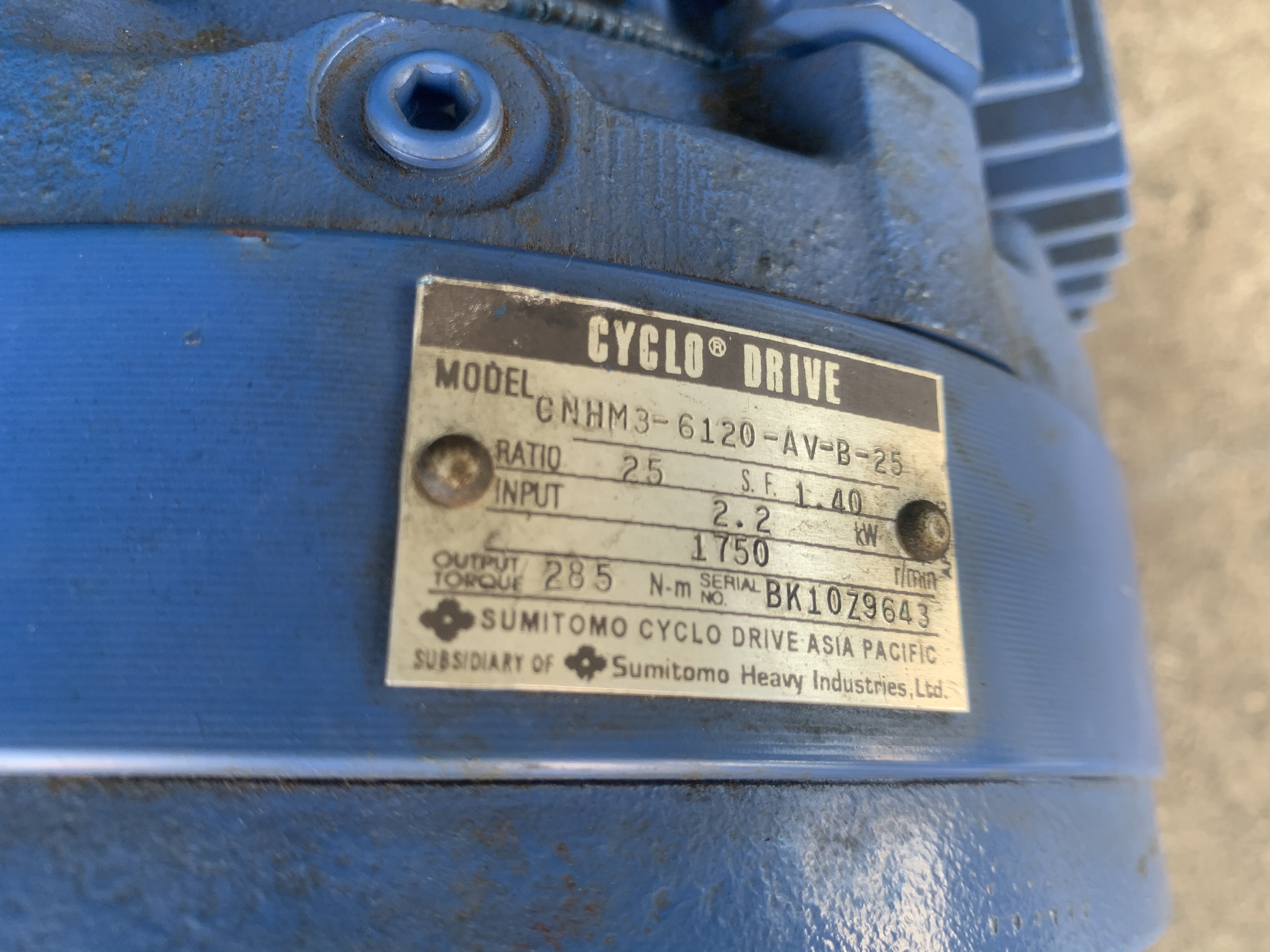 ขายมอเตอร์เกียร์ Cycro drive Sumitomo 3HP. 380V อัตราทด 1:25 เพลาออกประมาณ 58รอบต่อนาที รุ่นมีระบบเบรคในตัว สภาพสวยใหม่มาก หมุนนิ่ม พร้อมใช้งาน มี 2ตัวครับ