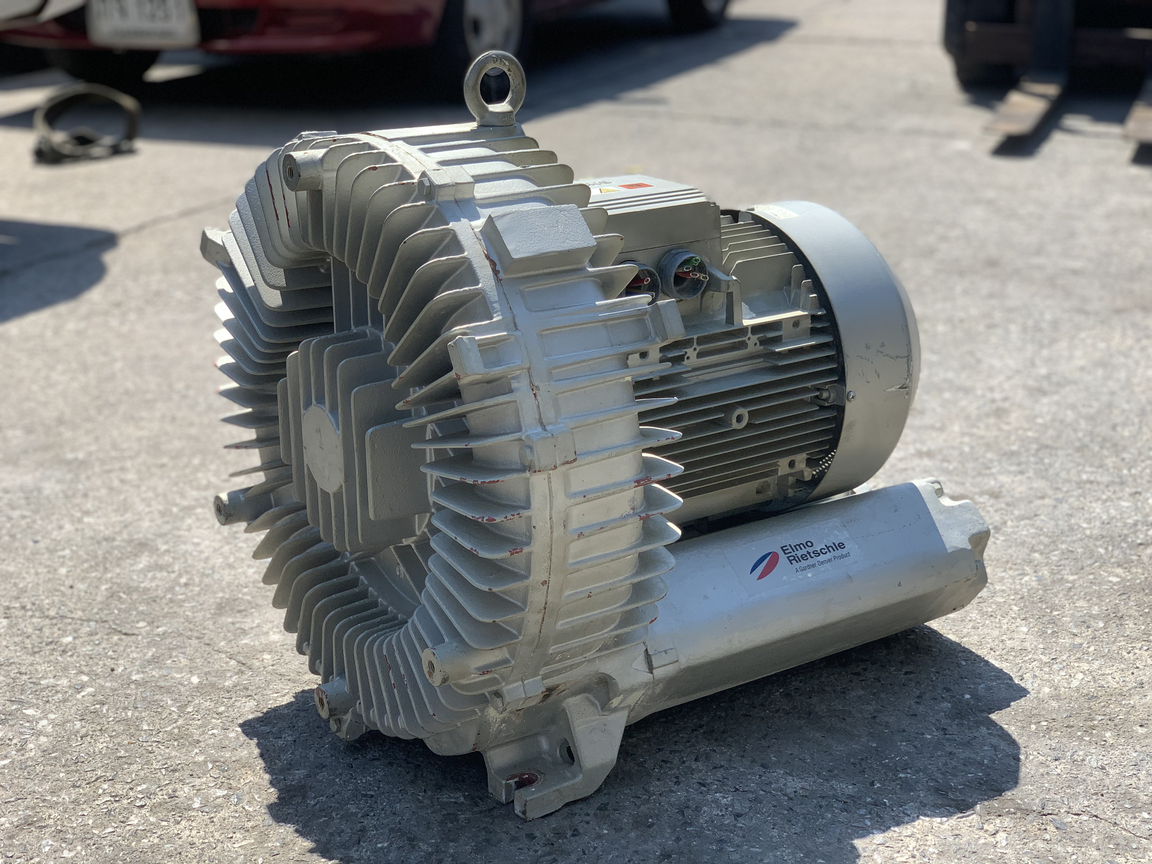 ขายริงโบวเวอร์ดูด-เป่าอากาศ Gardner Denver(Siemens) 16.HP. 380V made in Germany สภาพสวยใหม่มาก หมุนน ขายริงโบวเวอร์ดูด-เป่าอากาศ Gardner Denver(Siemens) 16.HP. 380V made in Germany สภาพสวยใหม่มาก หมุนน