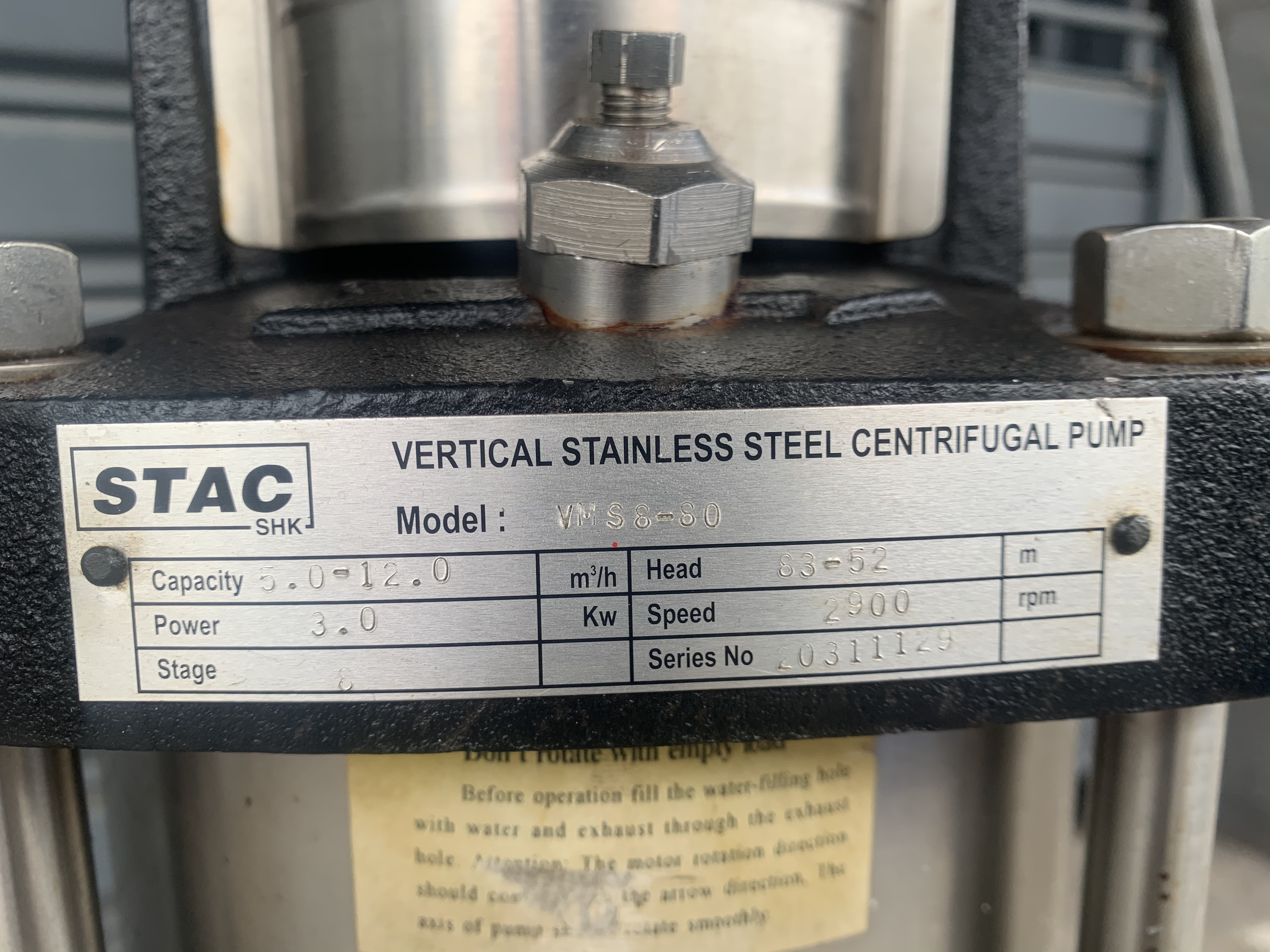 ขายปั๊มน้ำแรงดันสูงทรงตั้งสเเตนเลส Stac 4HP. 220/380V ขนาดท่อ 2นิ้ว แรงดันสูงส่งไกล สภาพสวยใหม่มาก หมุนนิ่ม พร้อมใช้งาน