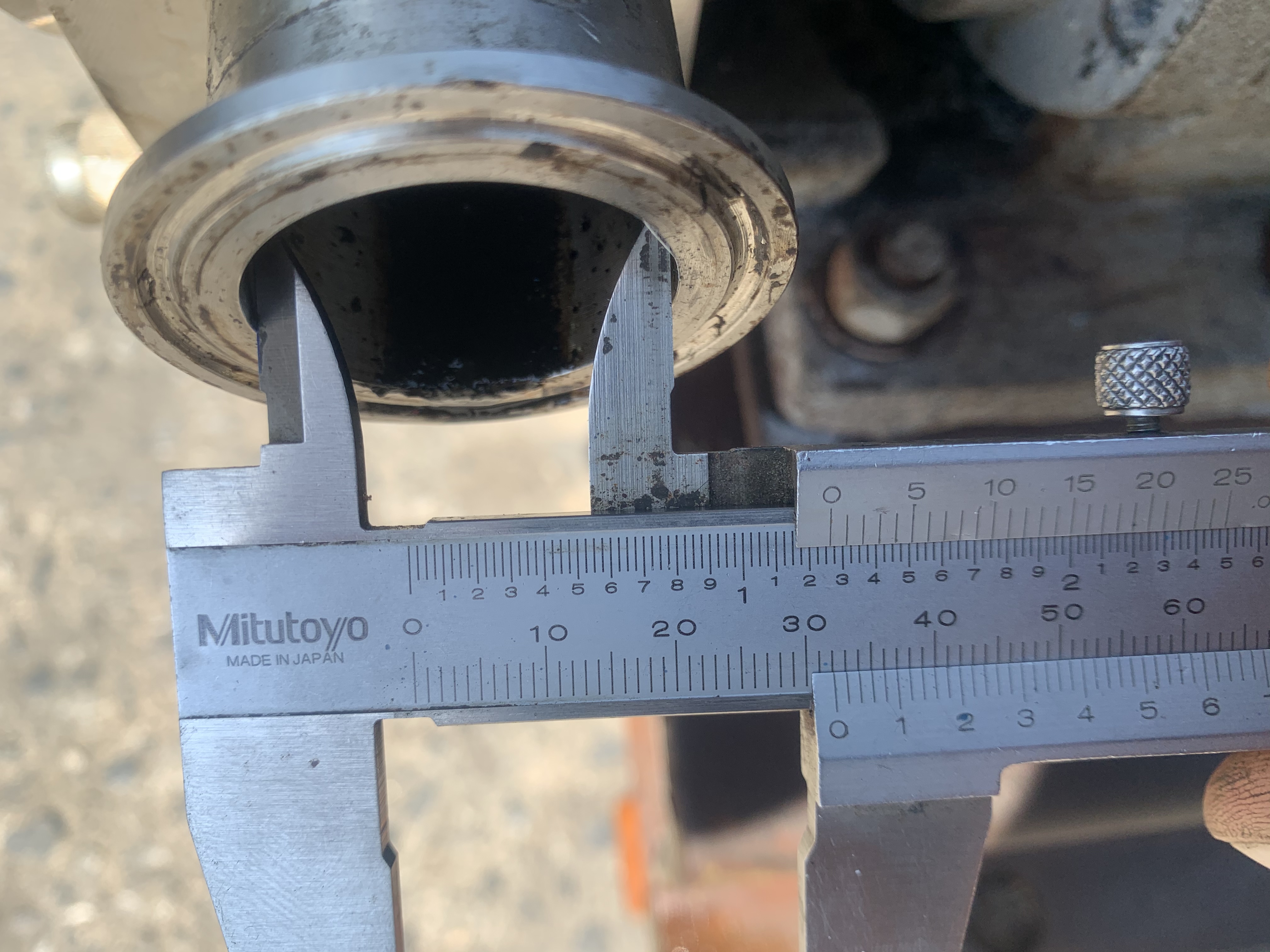 ขายหัวปั๊มดูดของเหนียวสแตนเลส พร้อมชุดแท่นมอเตอร์เกียร์ 3HP. 380V สภาพดีเดิมๆ ใช้ในงานผลิตอาหาร ดูดของเหนียว ของหนืด ดูดสารเคมีต่างๆ สภาพสวย หมุนนิ่ม พร้อมใช้งาน มี 2ชุดครับ