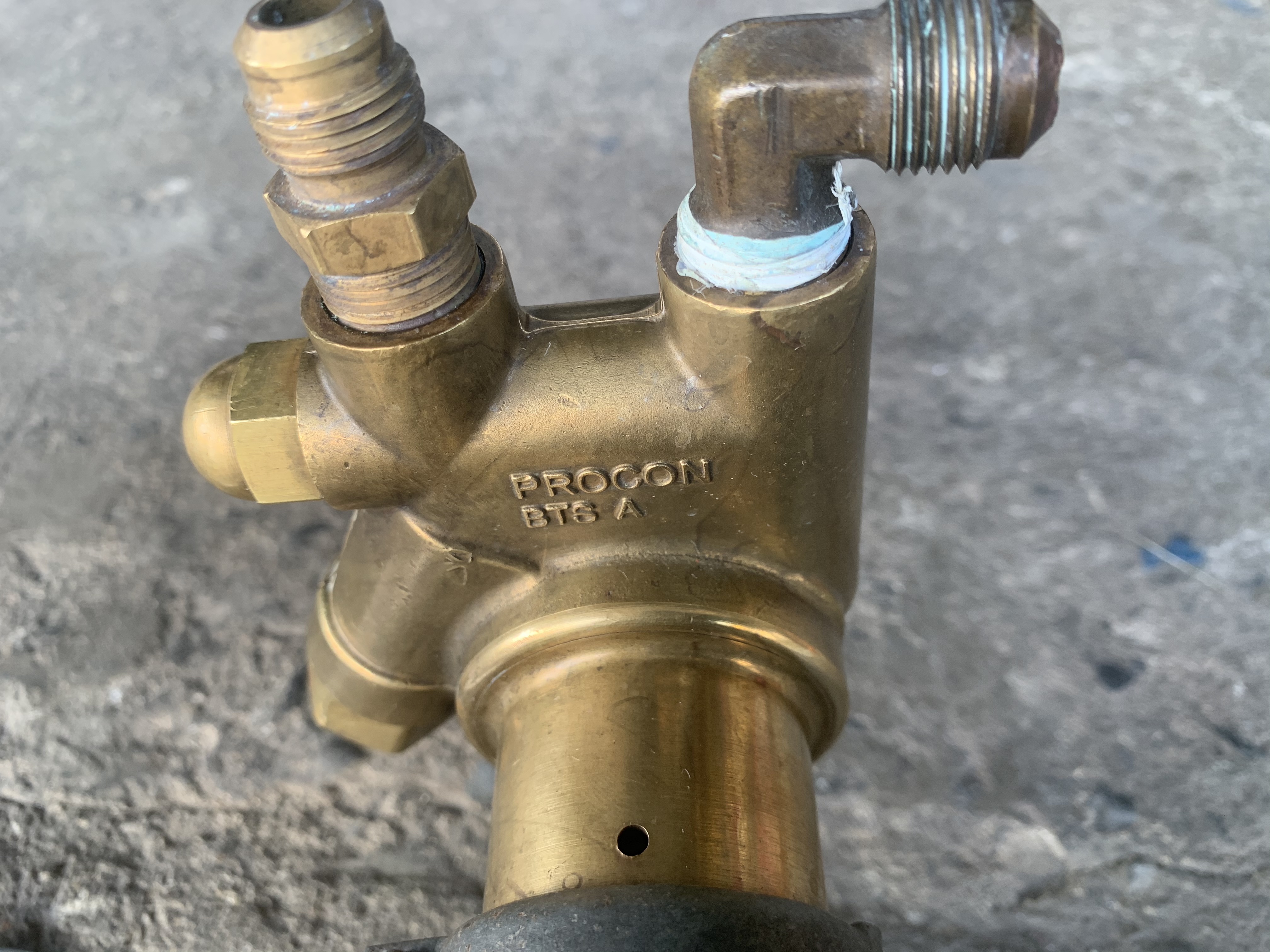 ขายปั๊ม Procon pump made in USA. ขนาด 1/3HP. 220V ไฟบ้าน หายาก หัวปั๊มทองเหลือง ใช้ในงานอุตสาหกรรมอาหาร หรือน้ำร้อนต่างๆ งานพ่นละอองน้ำ ระบบงานหล่อเย็น