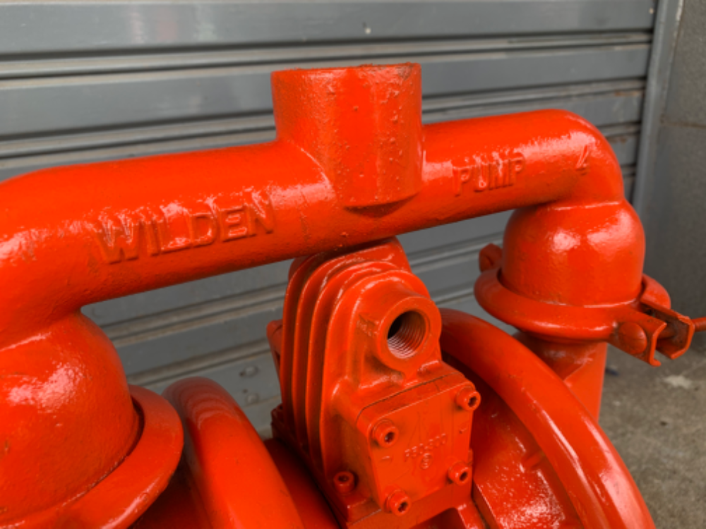 ขายปั๊มไดอะแฟรม Wilden pump made in USA.  ขนาดท่อ 1.5นิ้ว สภาพสวยเดิมๆ(ทำสีใหม่) ดูดแรง พร้อมใช้งาน