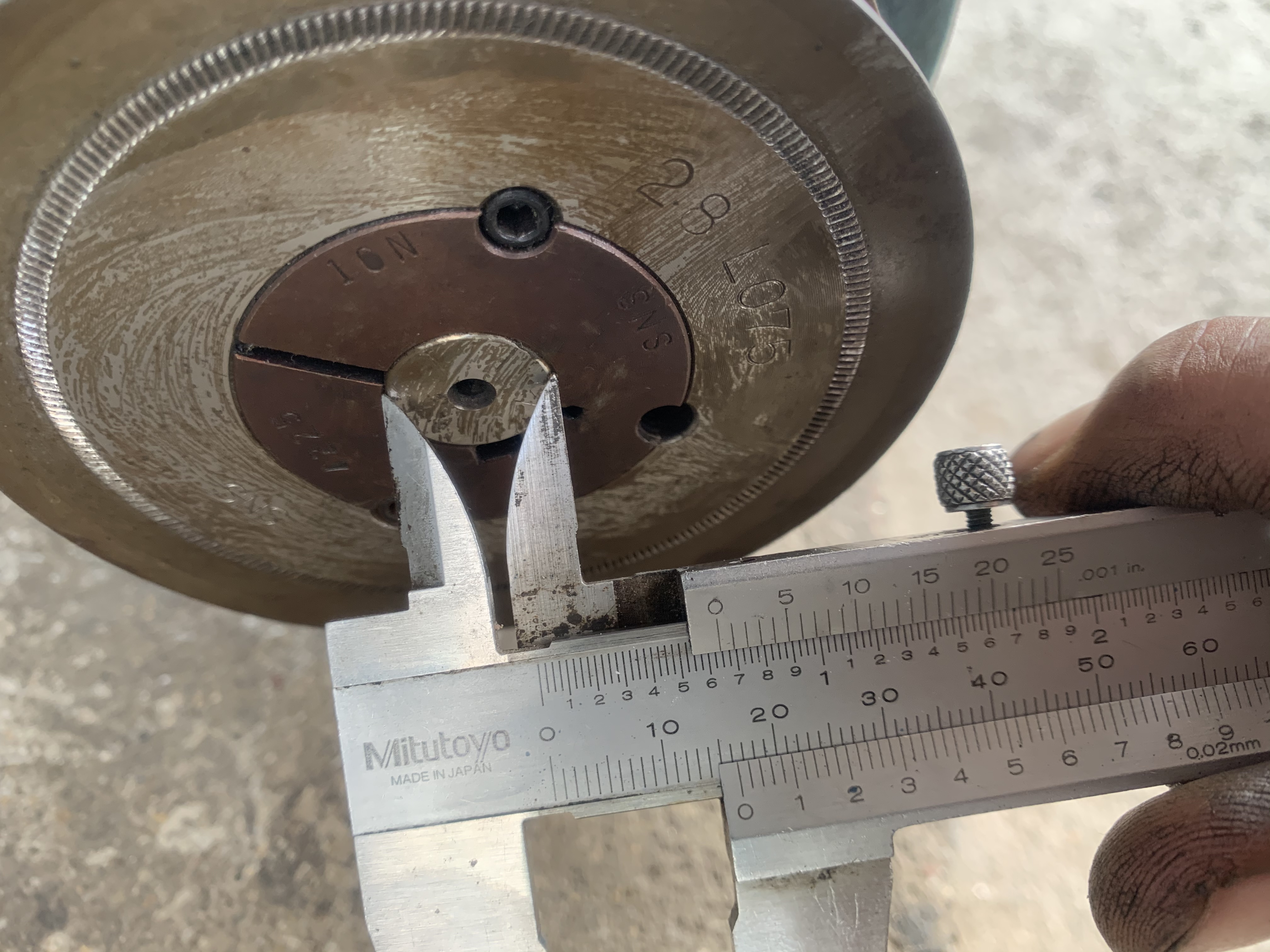 ขายหัวเกียร์ปรับรอบ Shimpo Traction drive RX-200B ** หายากมากๆครับ ** made in Japan สภาพสวยใหม่มาก พร้อมใช้งาน ดัดแปลงใช้งานได้หลายรูปแบบ มี 2ตัวครับ