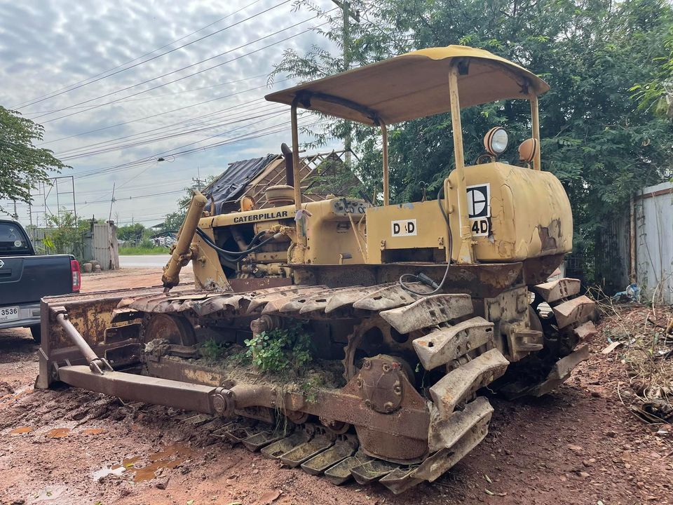 แยกอะไหล่หรือยกคัน CAT D4D ตีนเป็ด 080-0821280 ราชบุรี